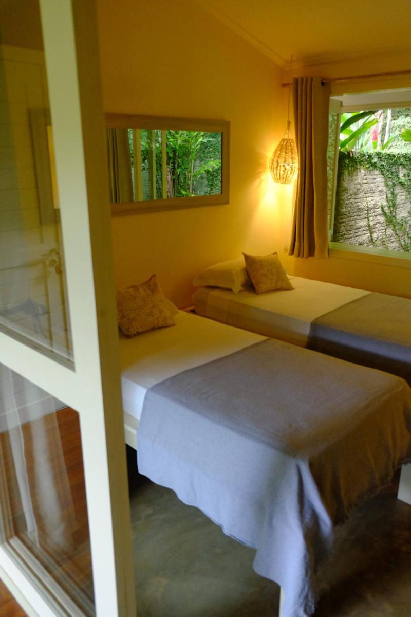 Two-Bedroom Villa - Photo 7