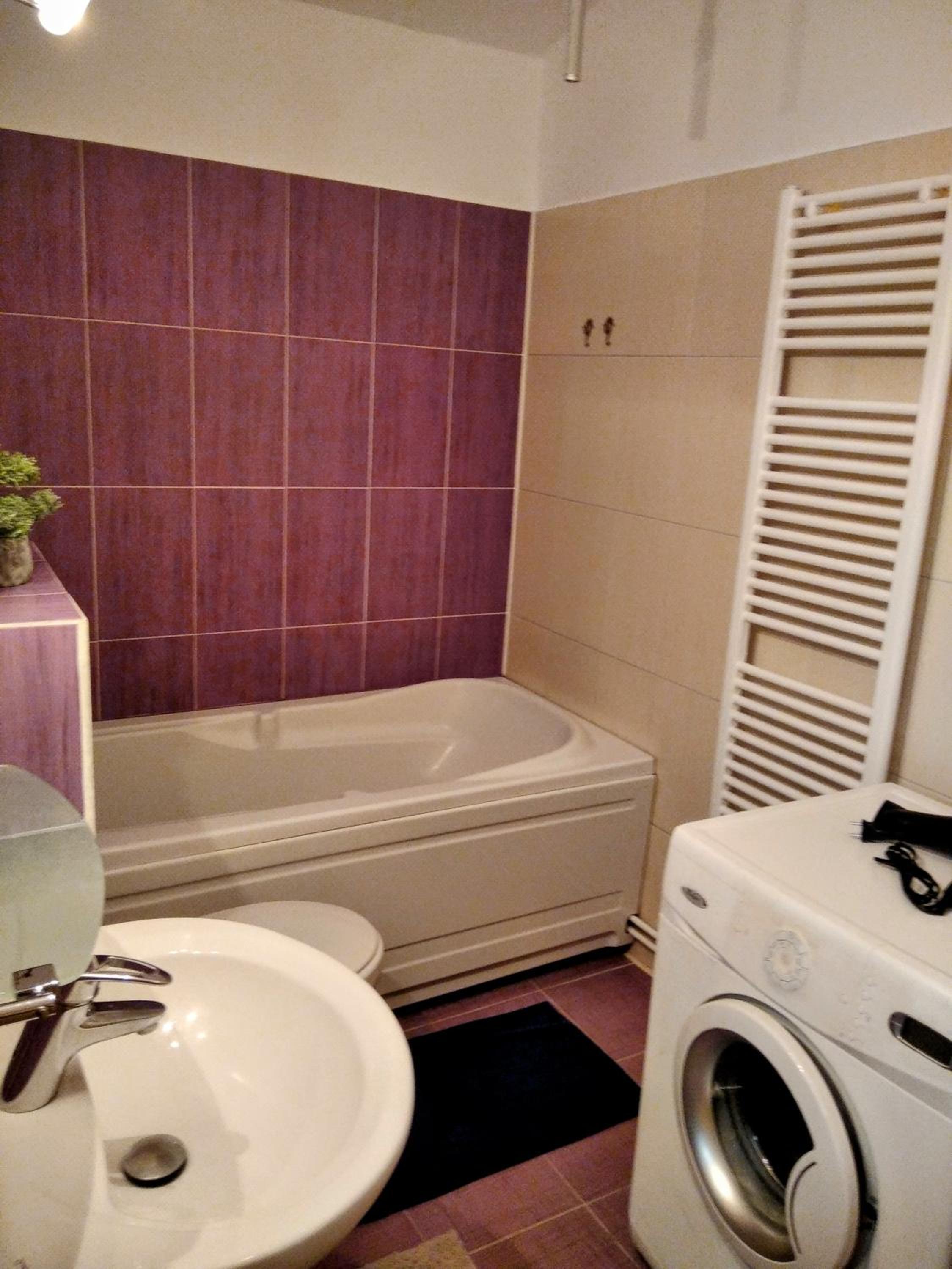 Two-Bedroom Apartment - Photo 32