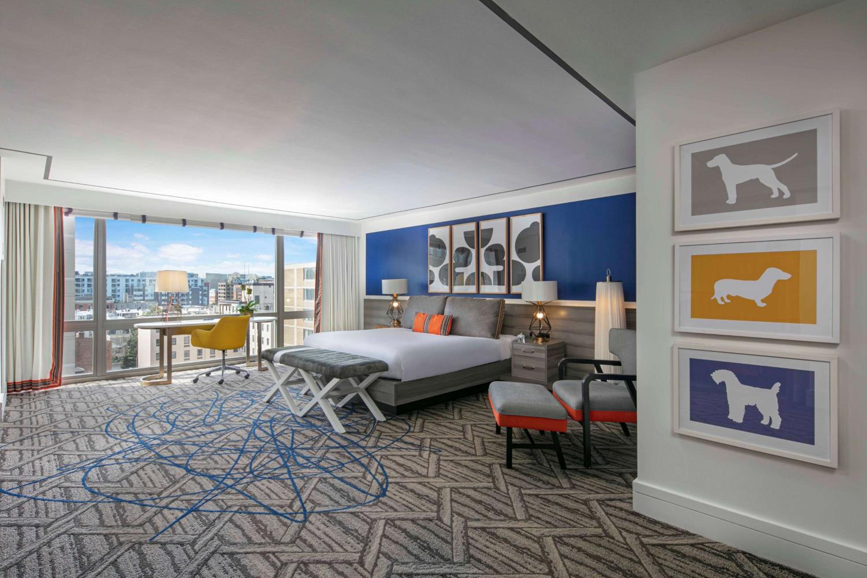 Preferred King Studio with City View - Photo 1