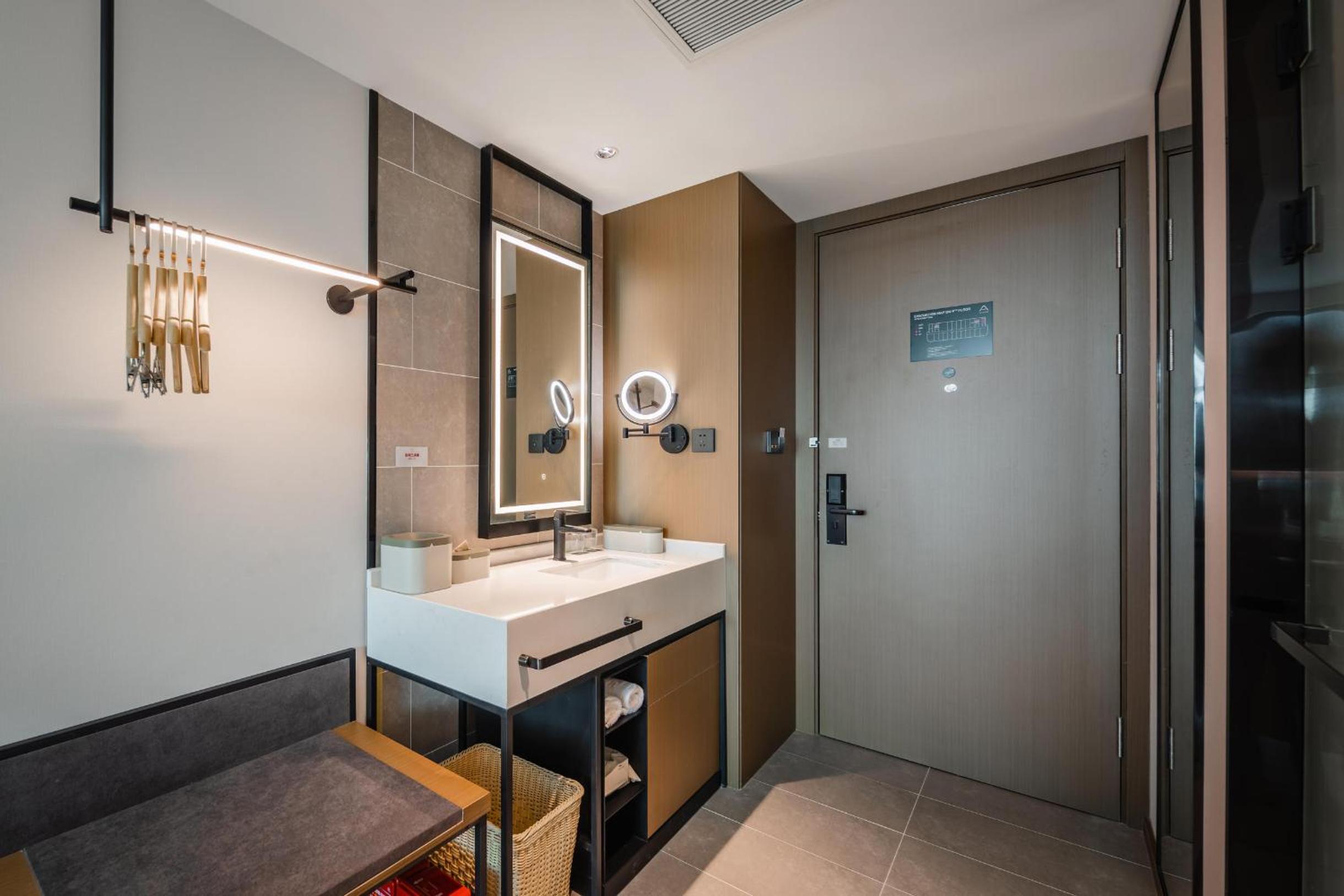 Superior Twin Room  photo 3