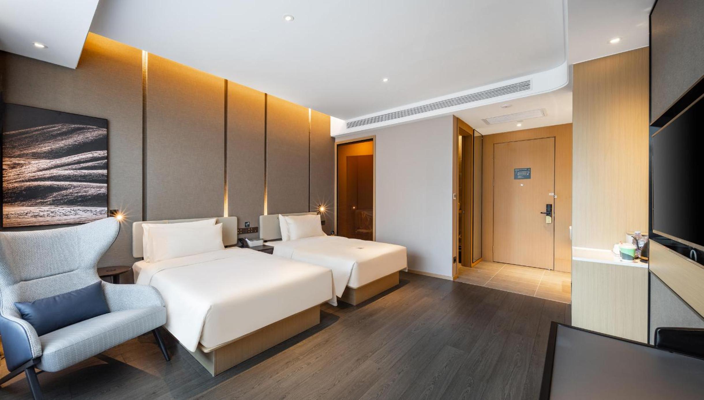 Deluxe Twin Room  photo 2