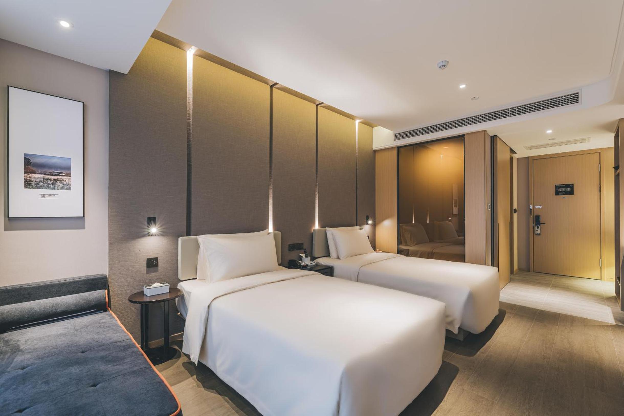 Superior Twin Room - Photo 1