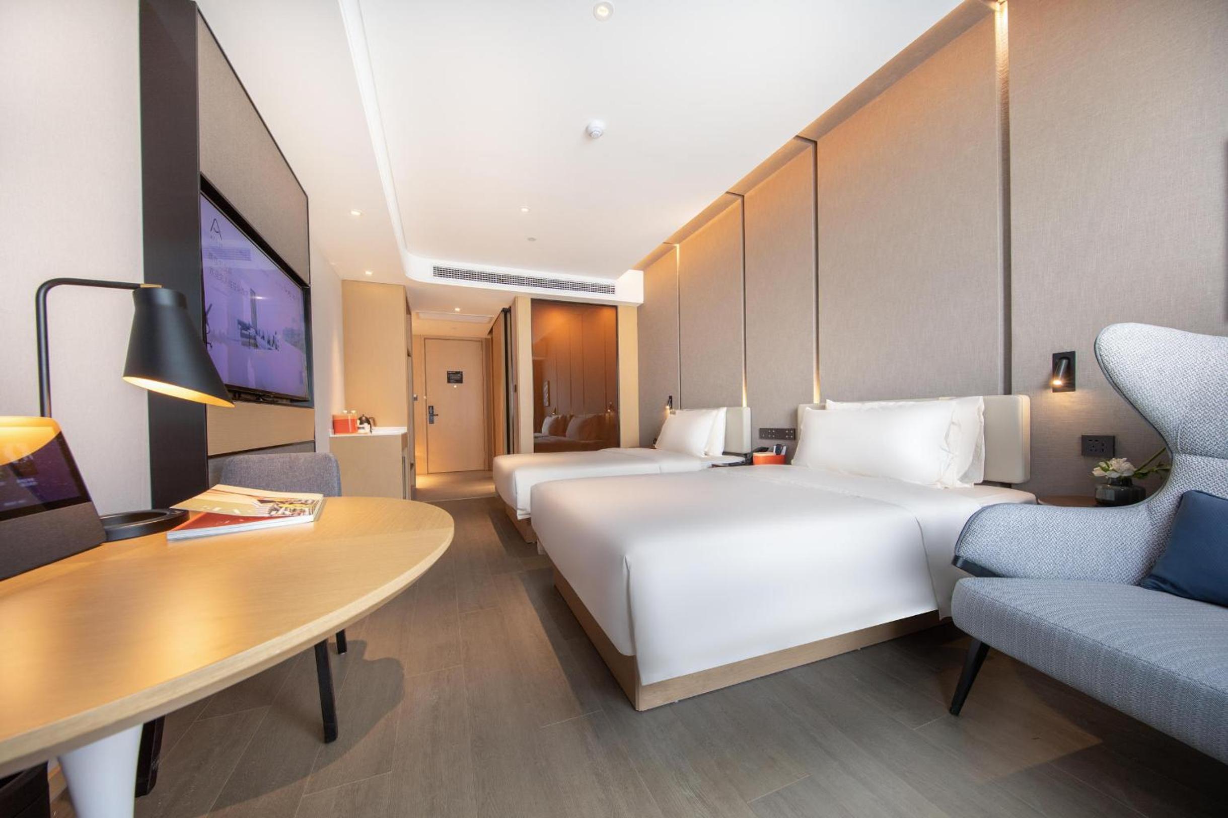 Deluxe Twin Room  photo 1