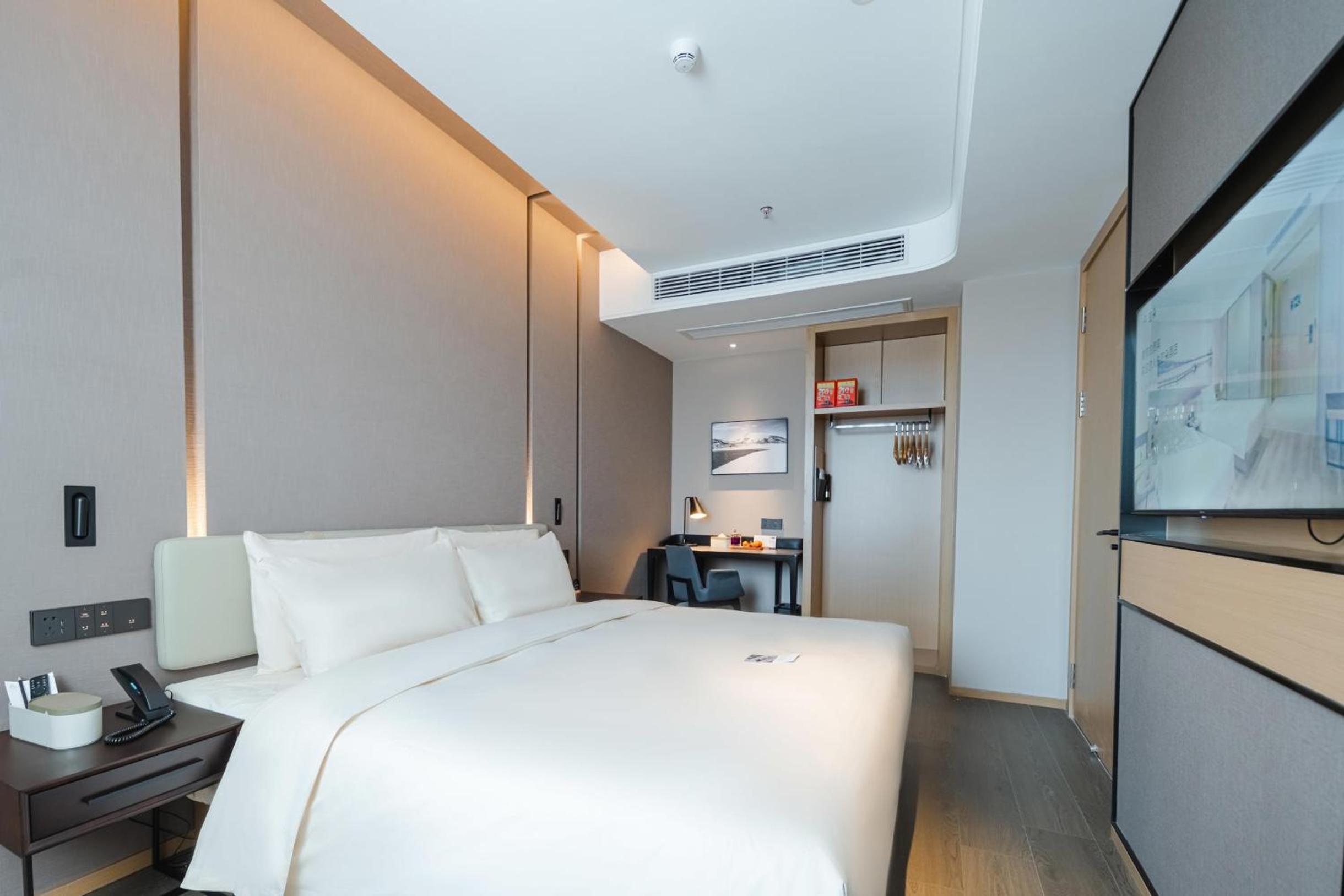 Deluxe Suite  photo 1