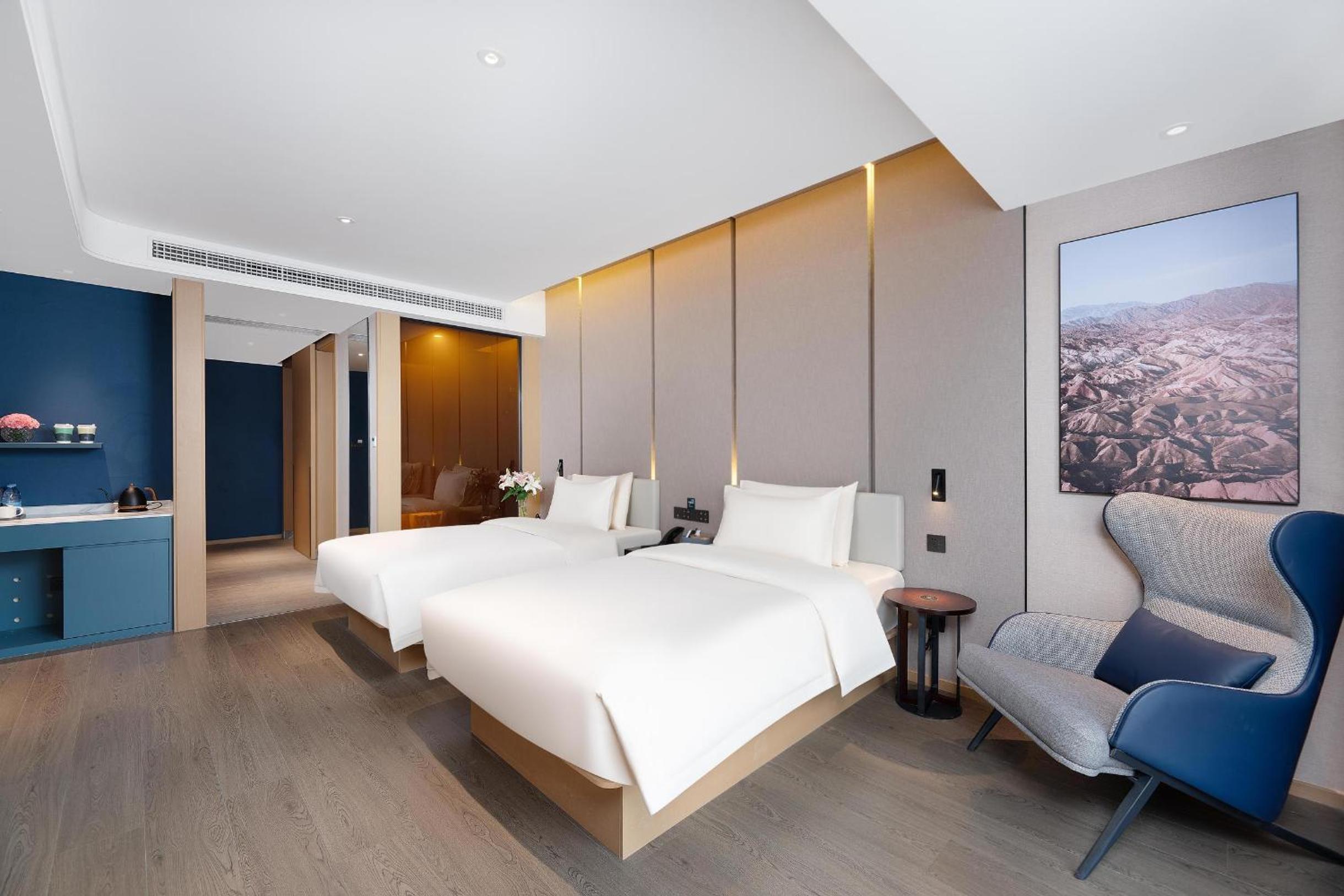 Superior Twin Room  photo 2