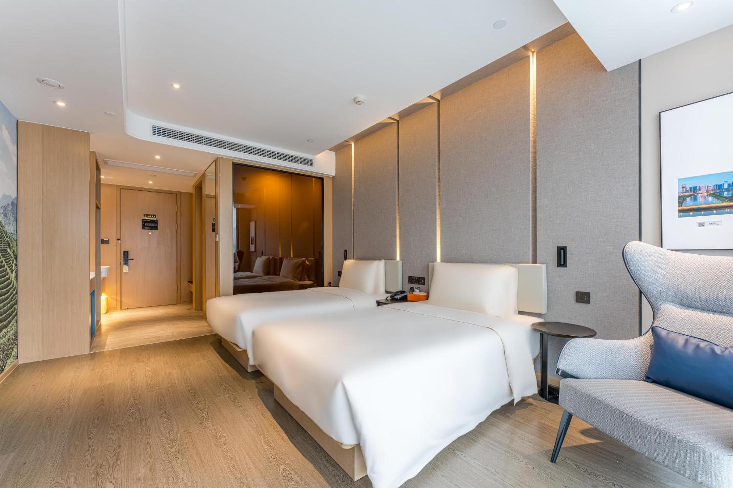 Executive Twin Room  - Photo 1