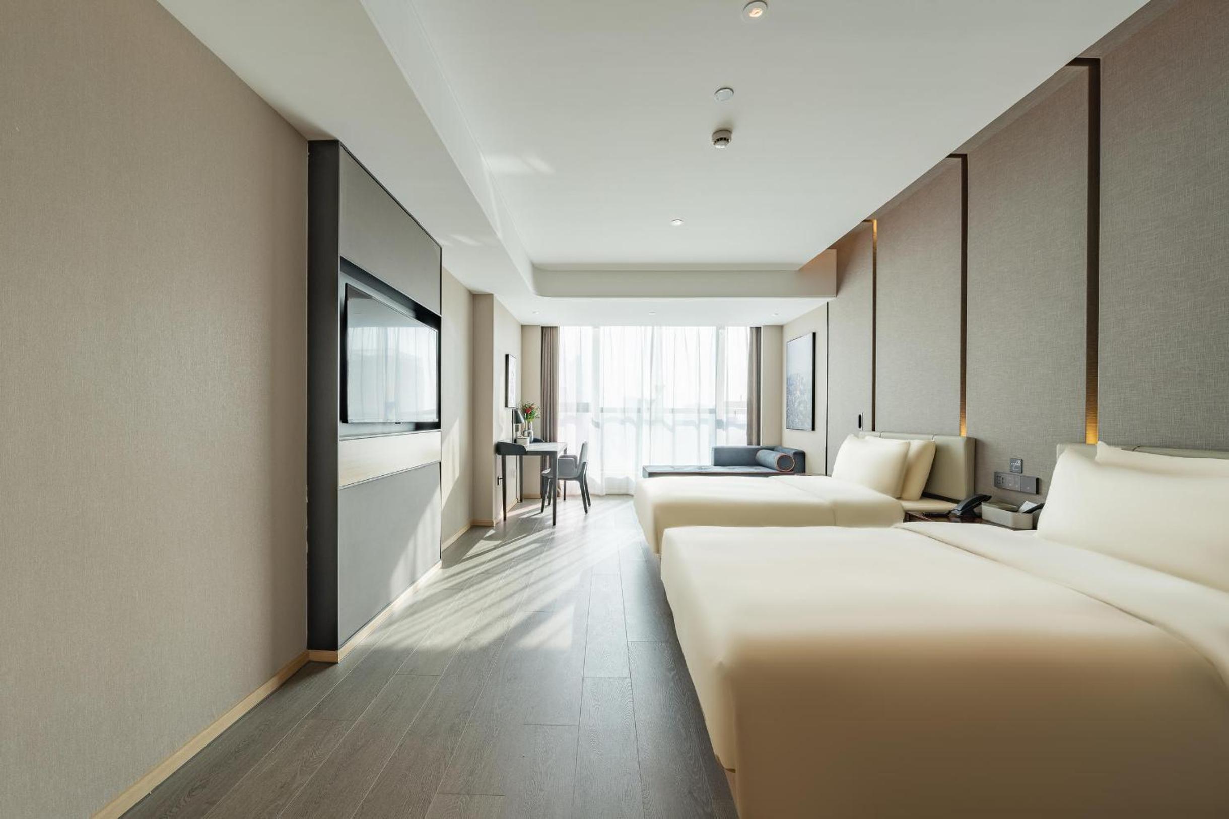 Deluxe Twin Room photo 2