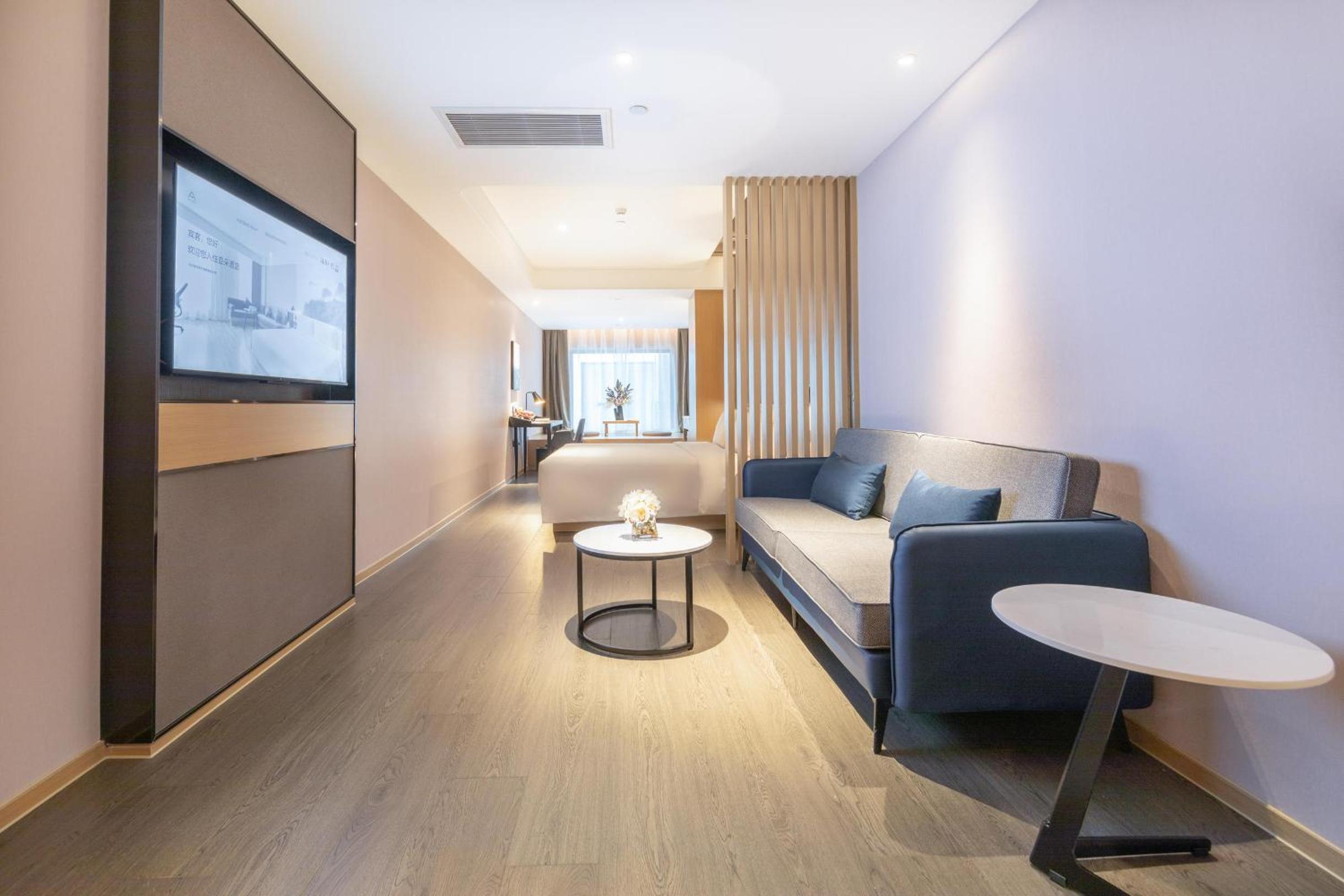 Elegant Double Room - Photo 2