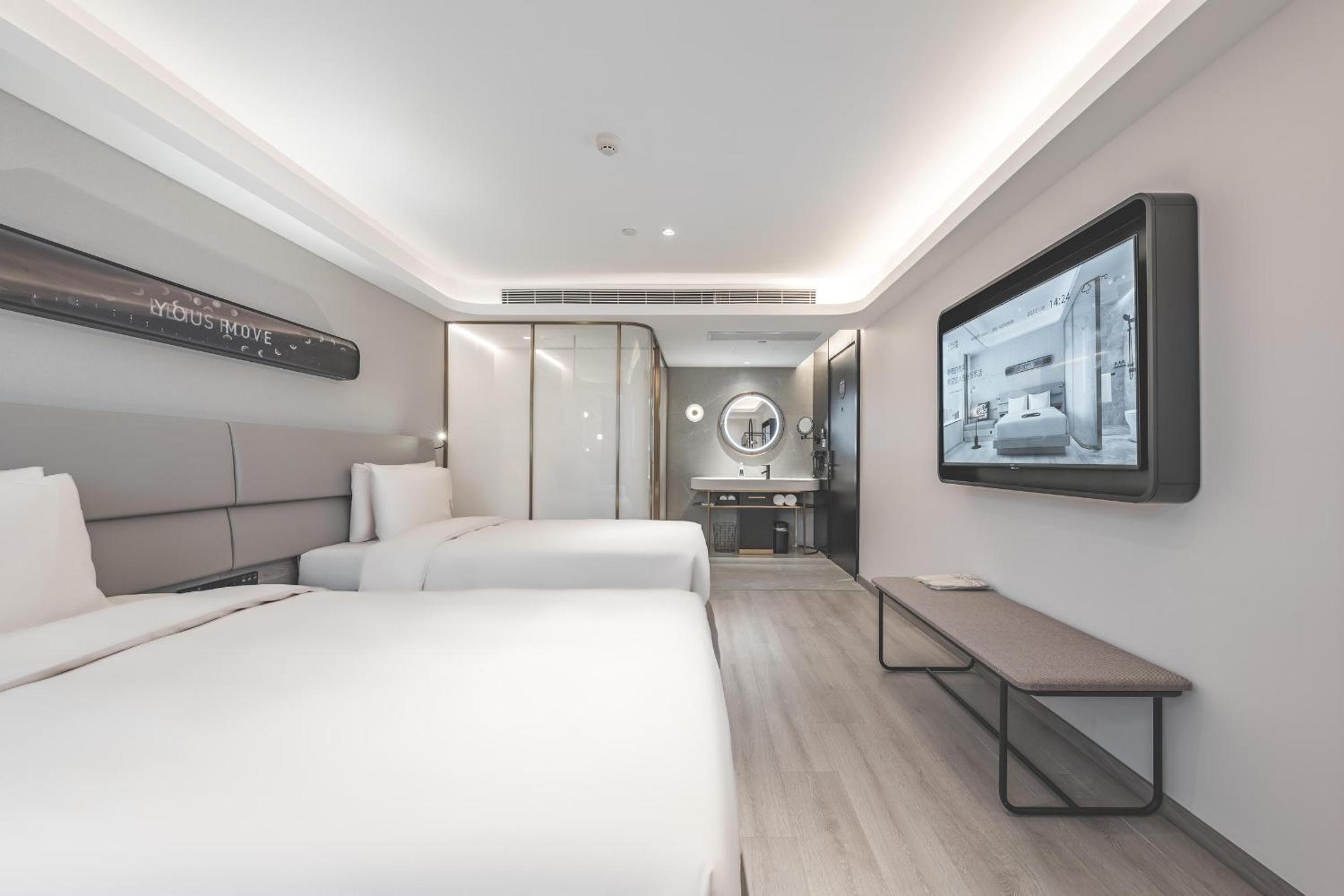 Super Double Room