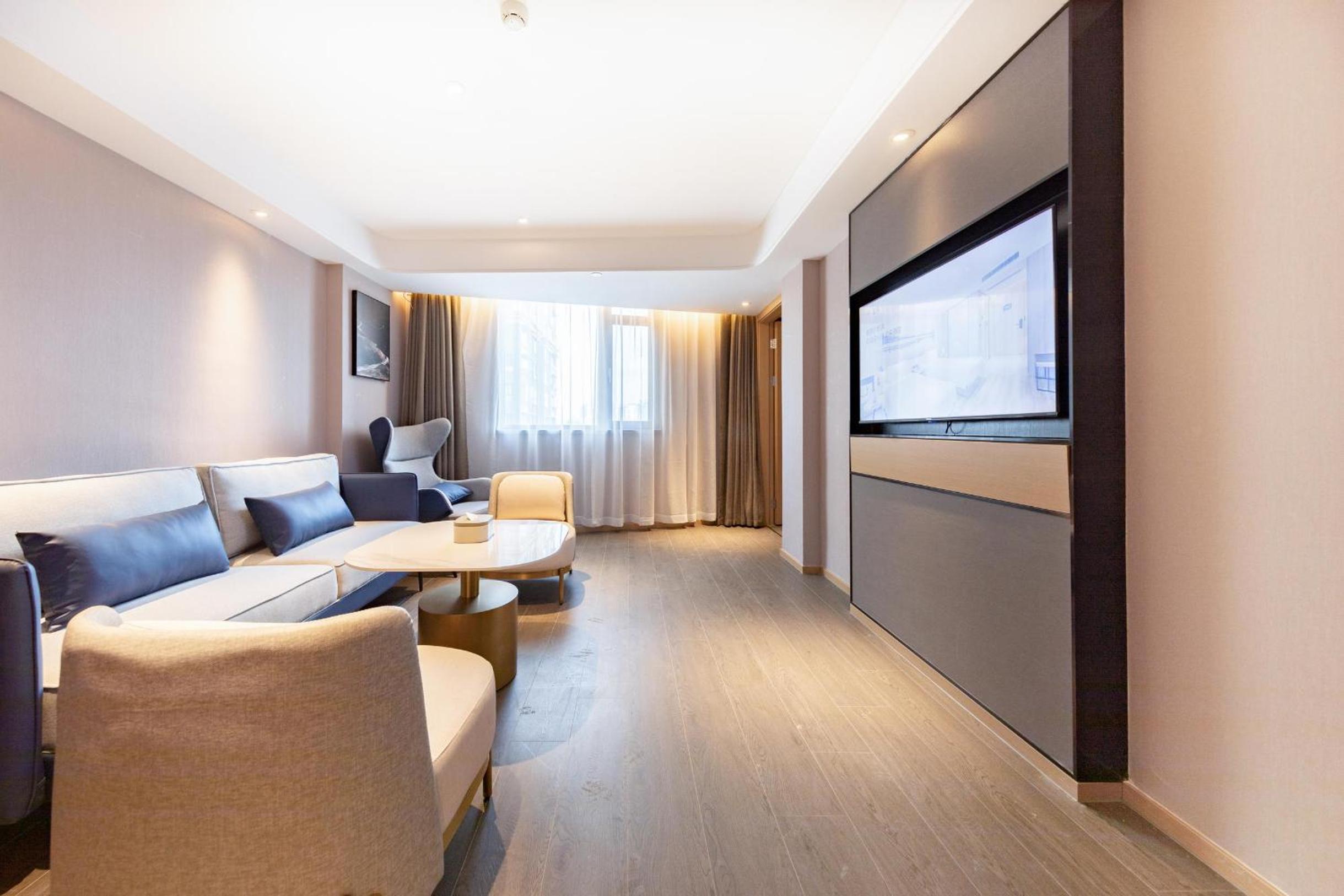 Deluxe Suite  photo 2