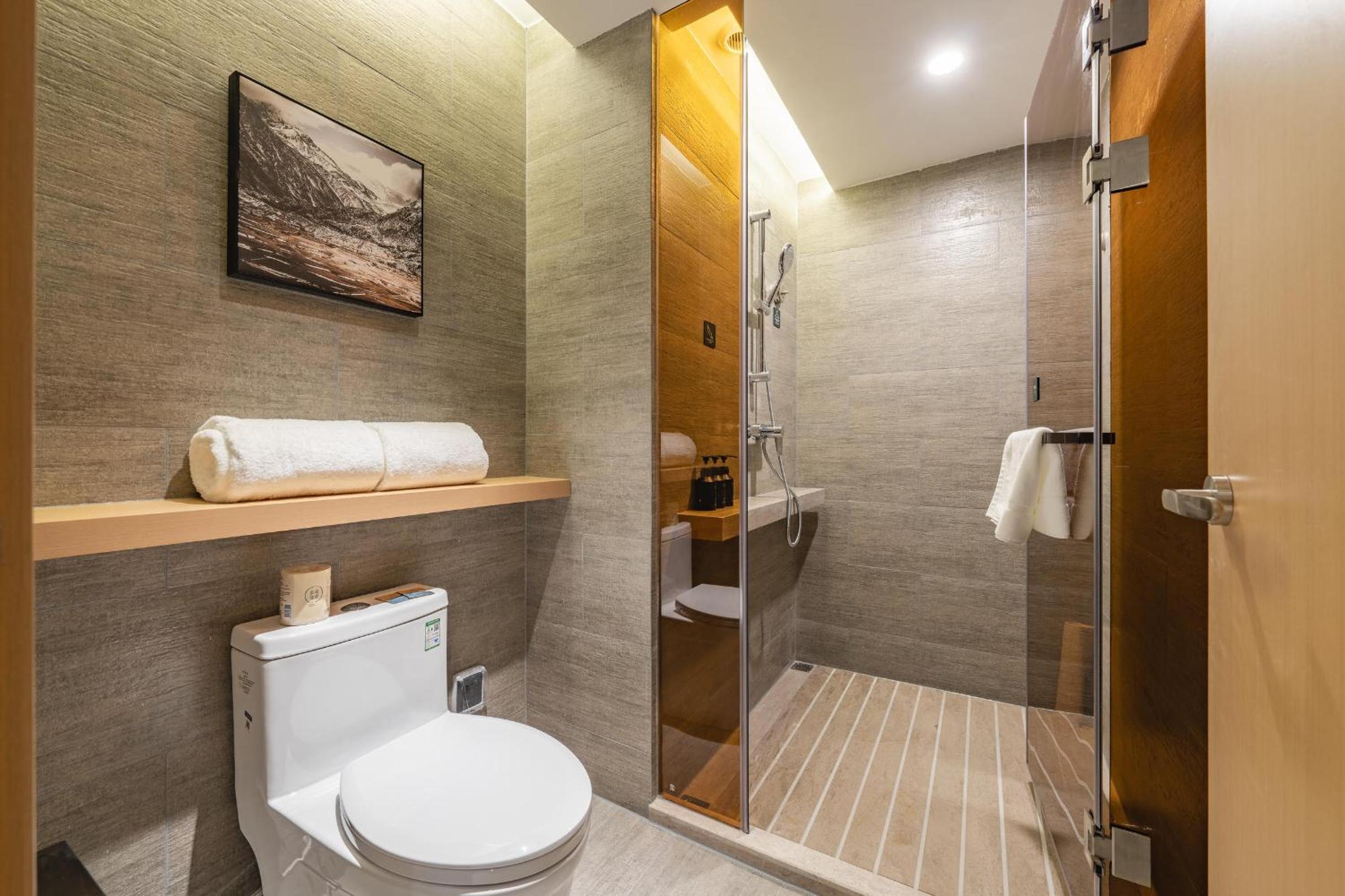 Executive Twin Room - Photo 2