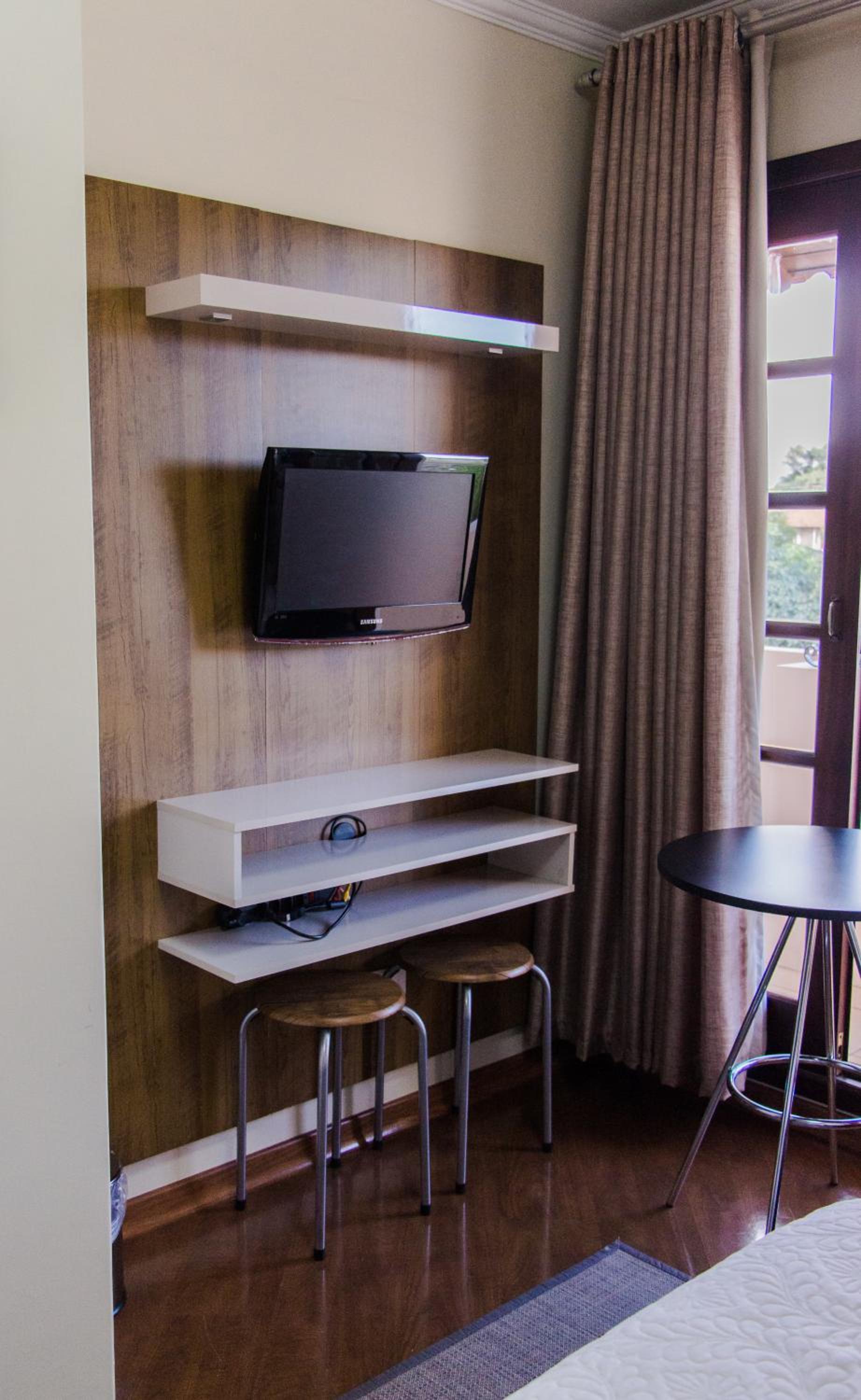Double Room with Private External Bathroom - Photo 6