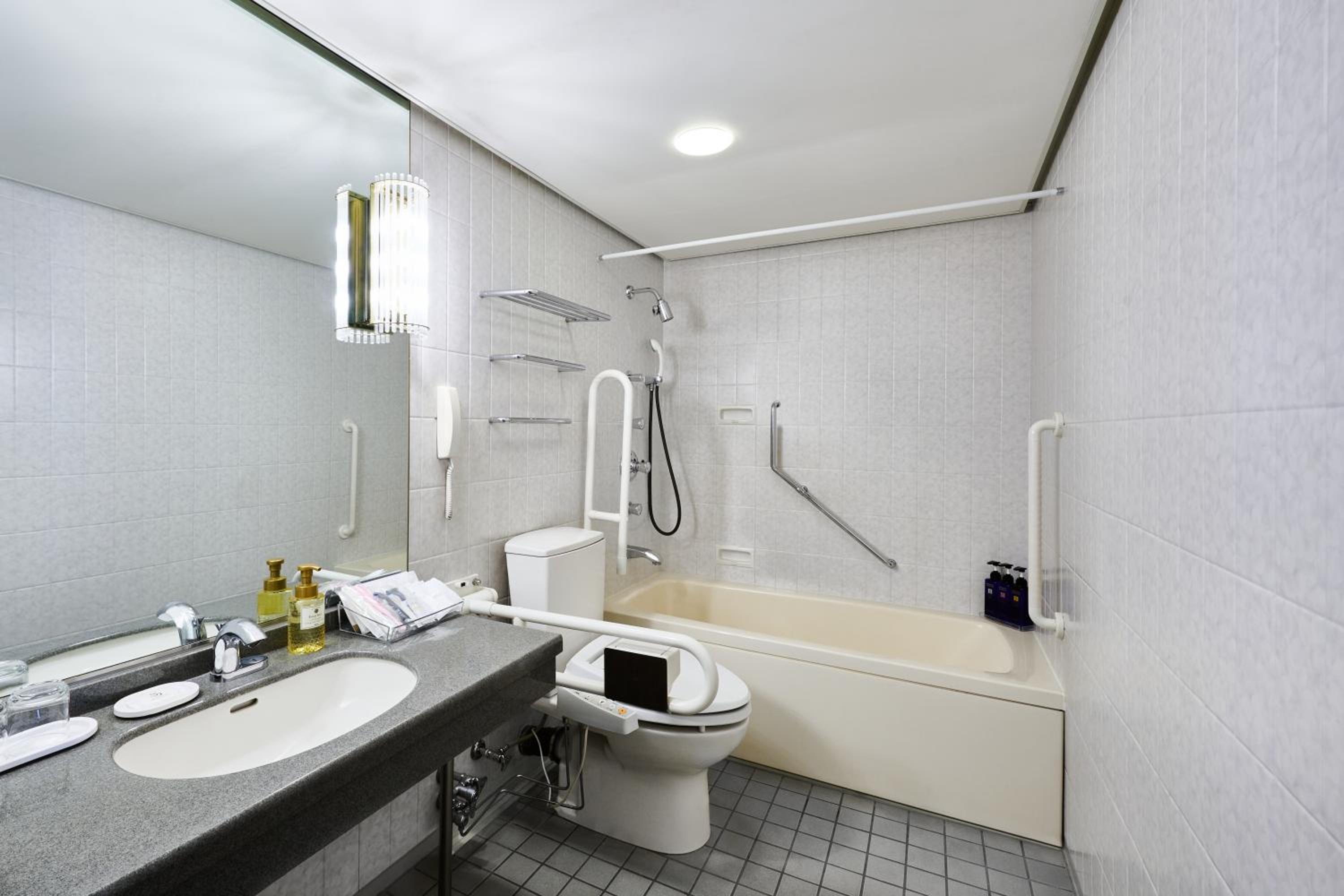 Junior Suite - Disability Access - Non-Smoking