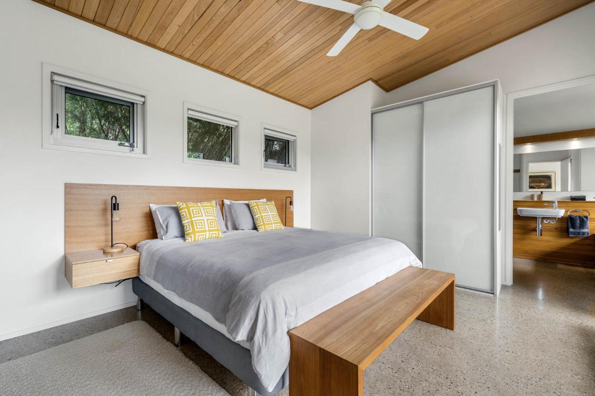 One-Bedroom House photo 3