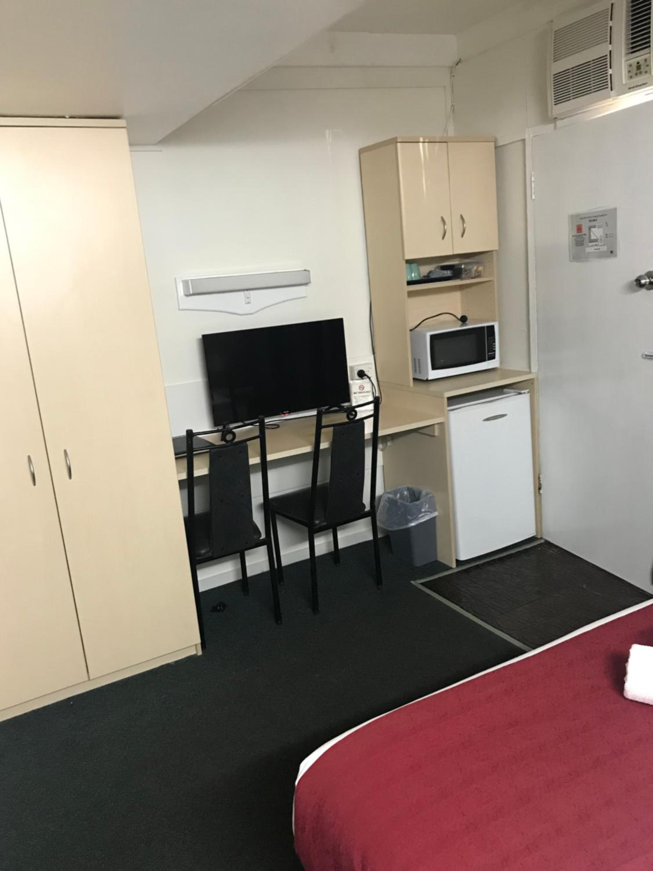Standard Triple Room photo 3