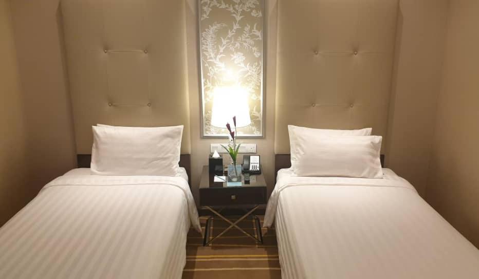 Weekend Vibes Package - Superior Room (Windowless) photo 1