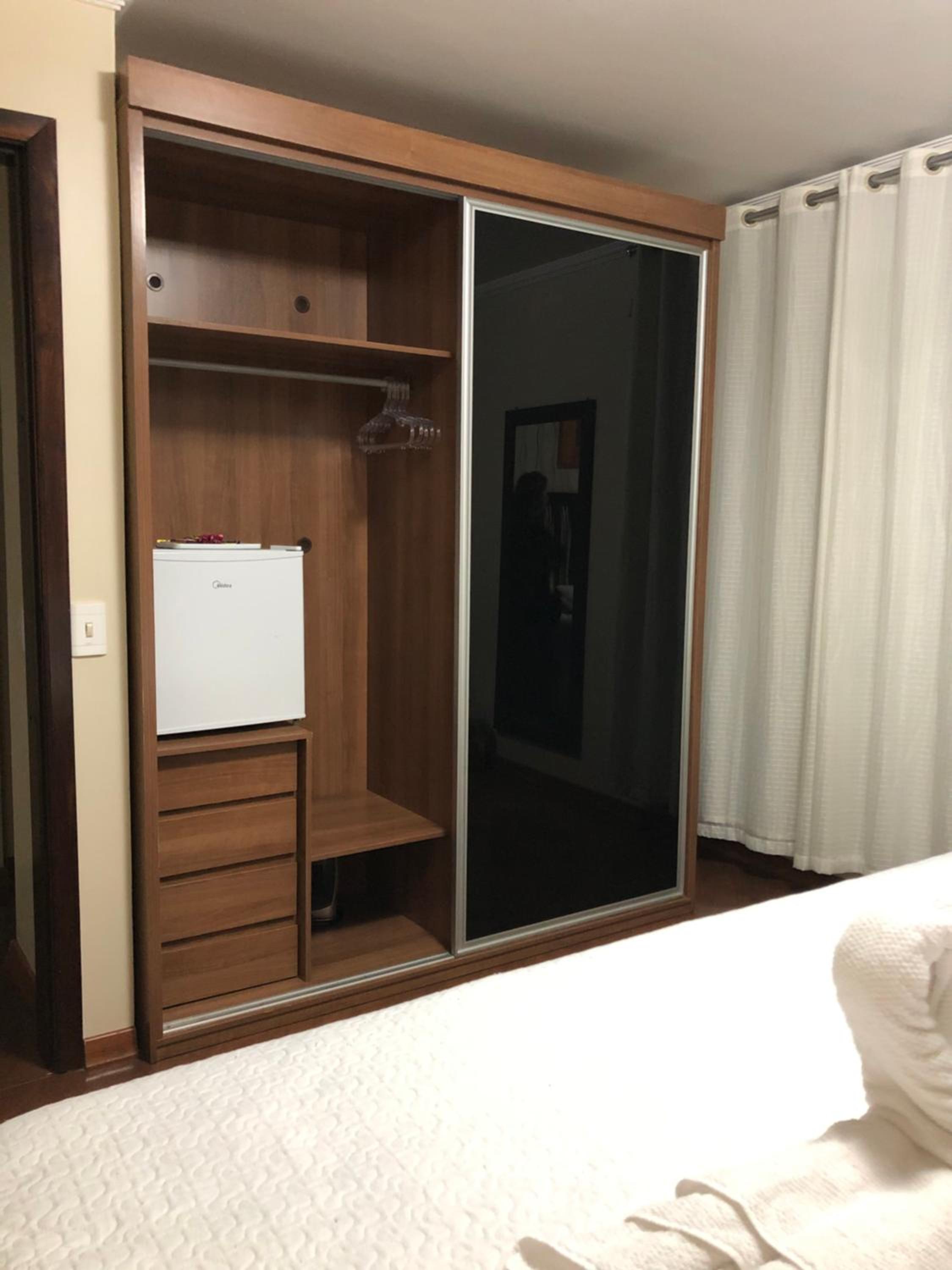 King Suite with Balcony - Photo 8