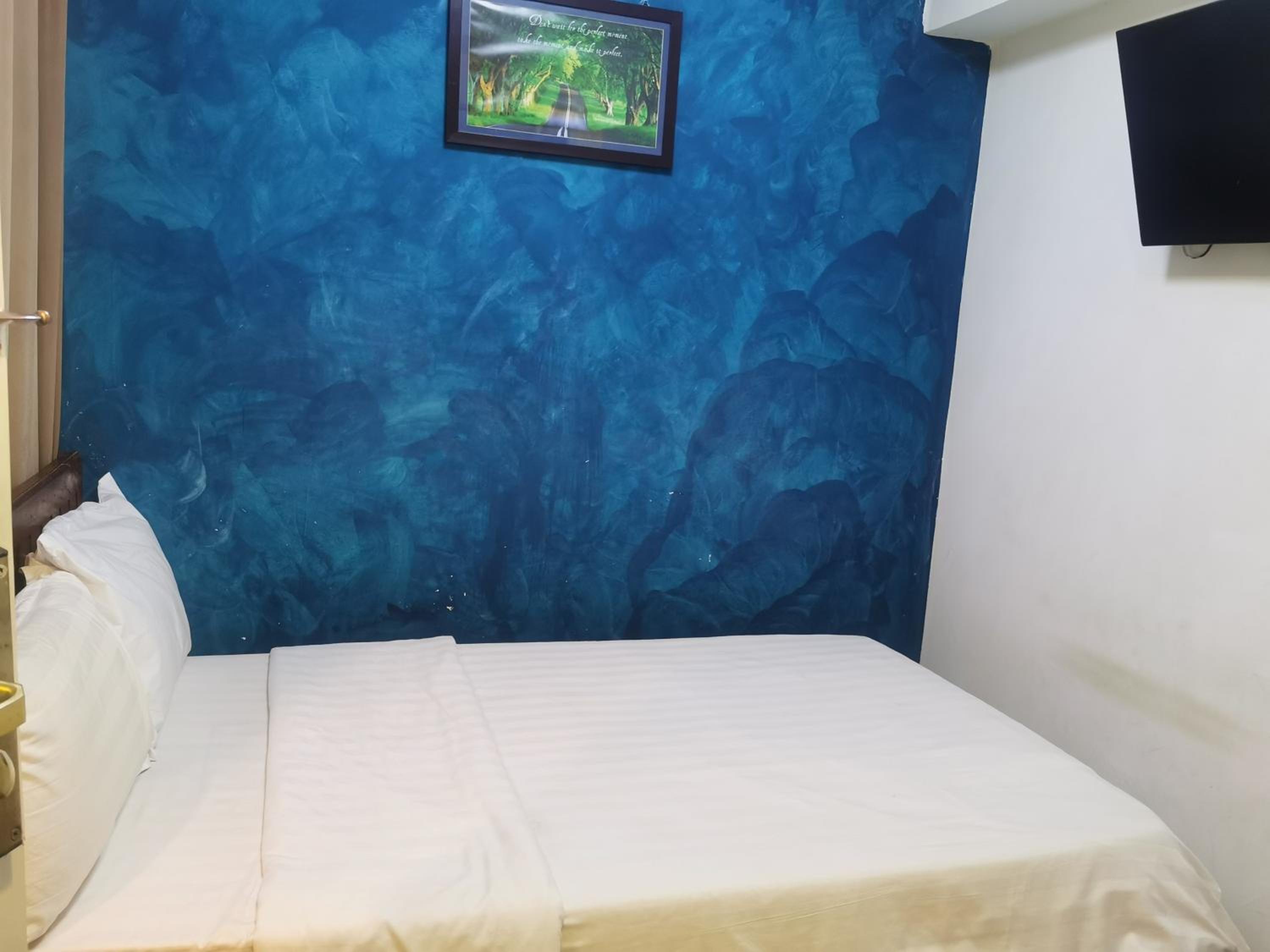 Small Single Room