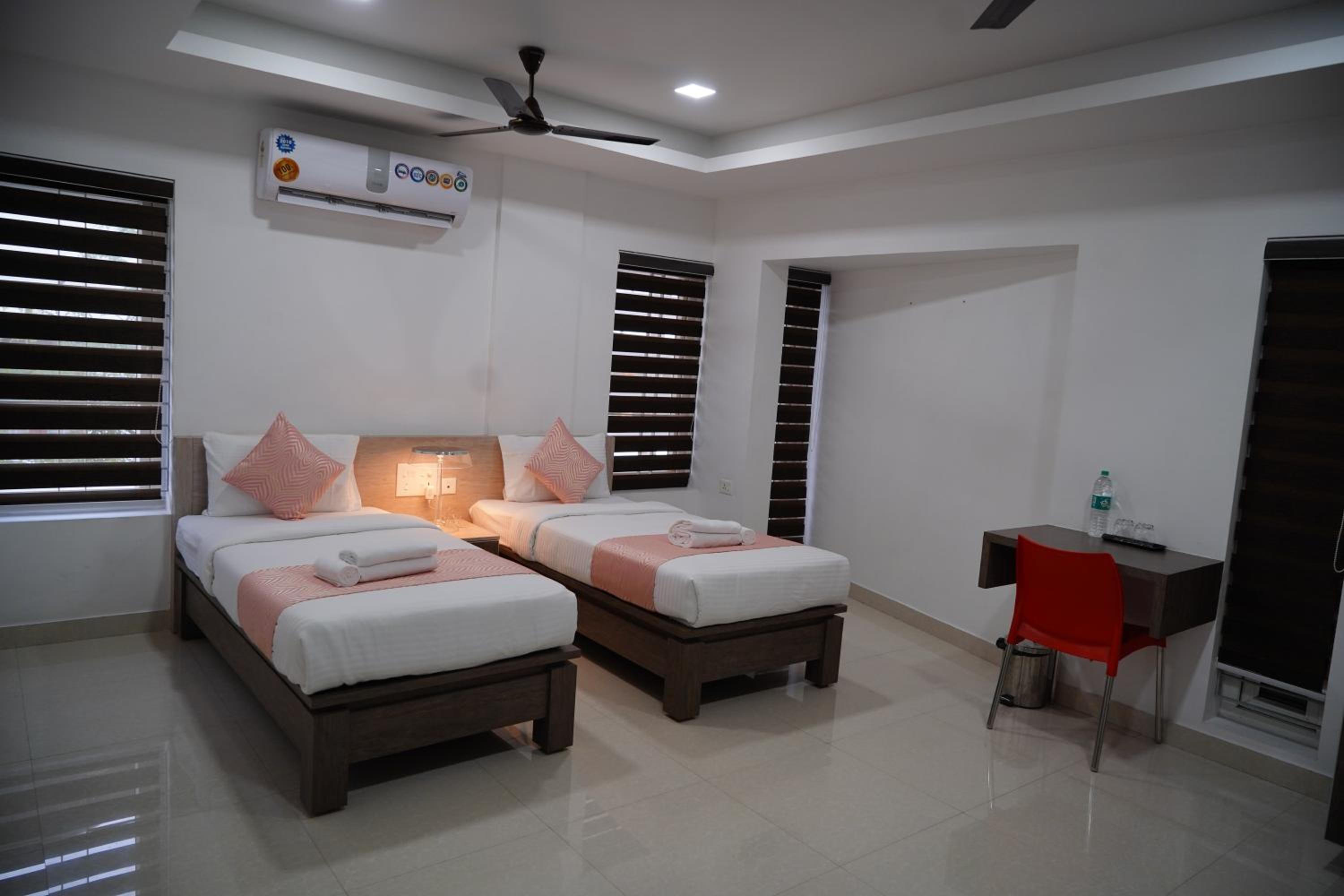 Deluxe Double Room - Photo 6