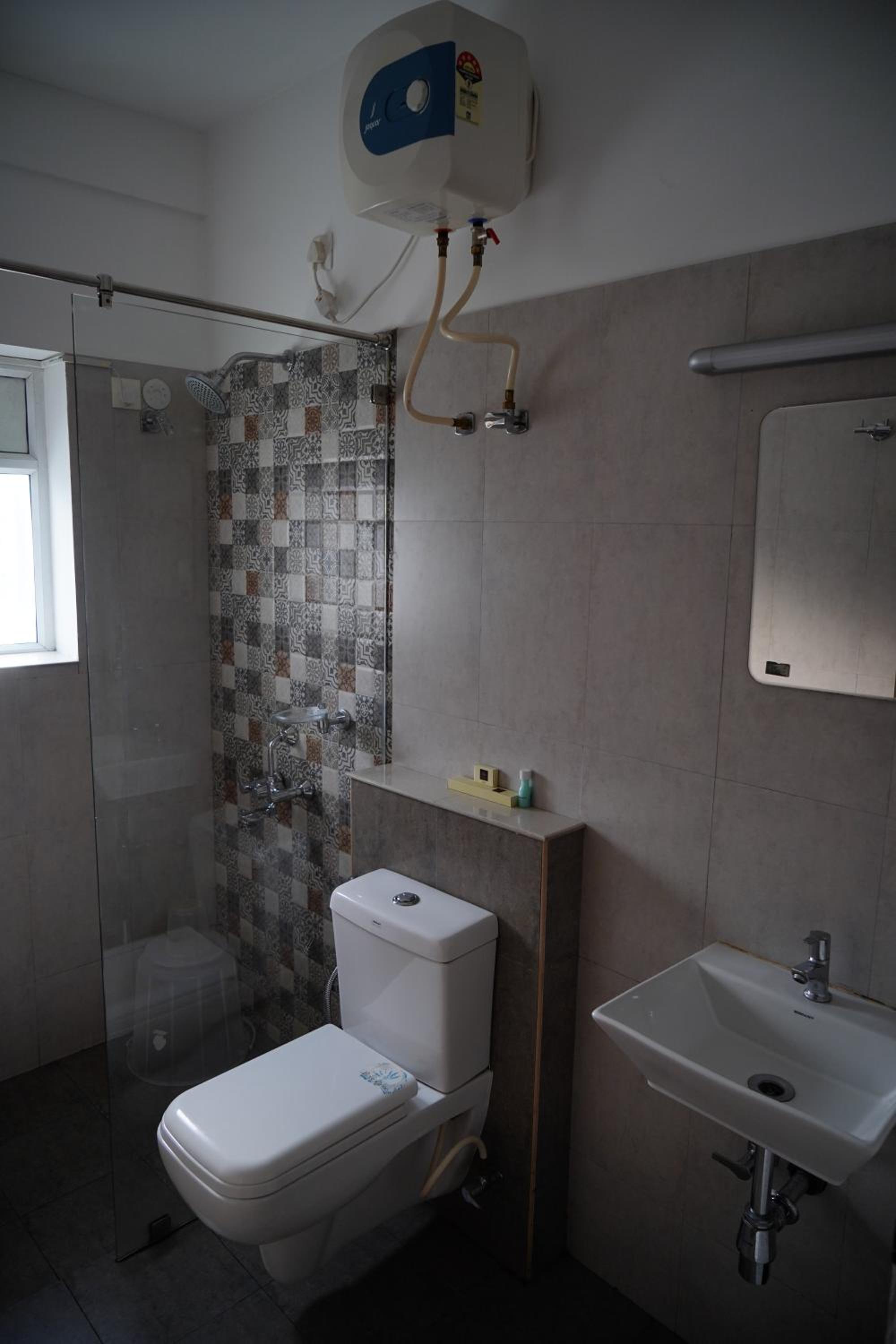 Superior King Room - Photo 8