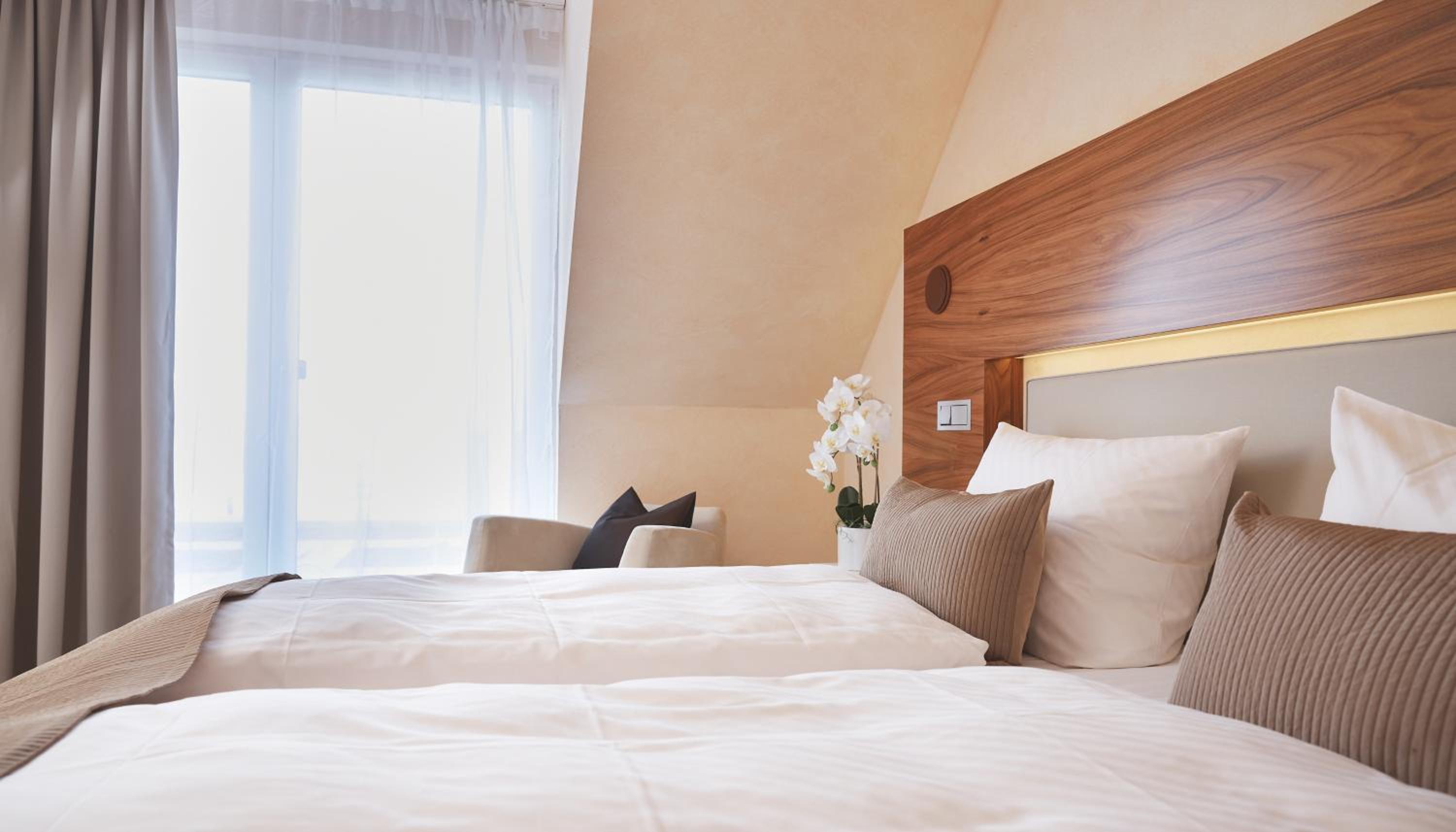 Deluxe Double Room with Balcony