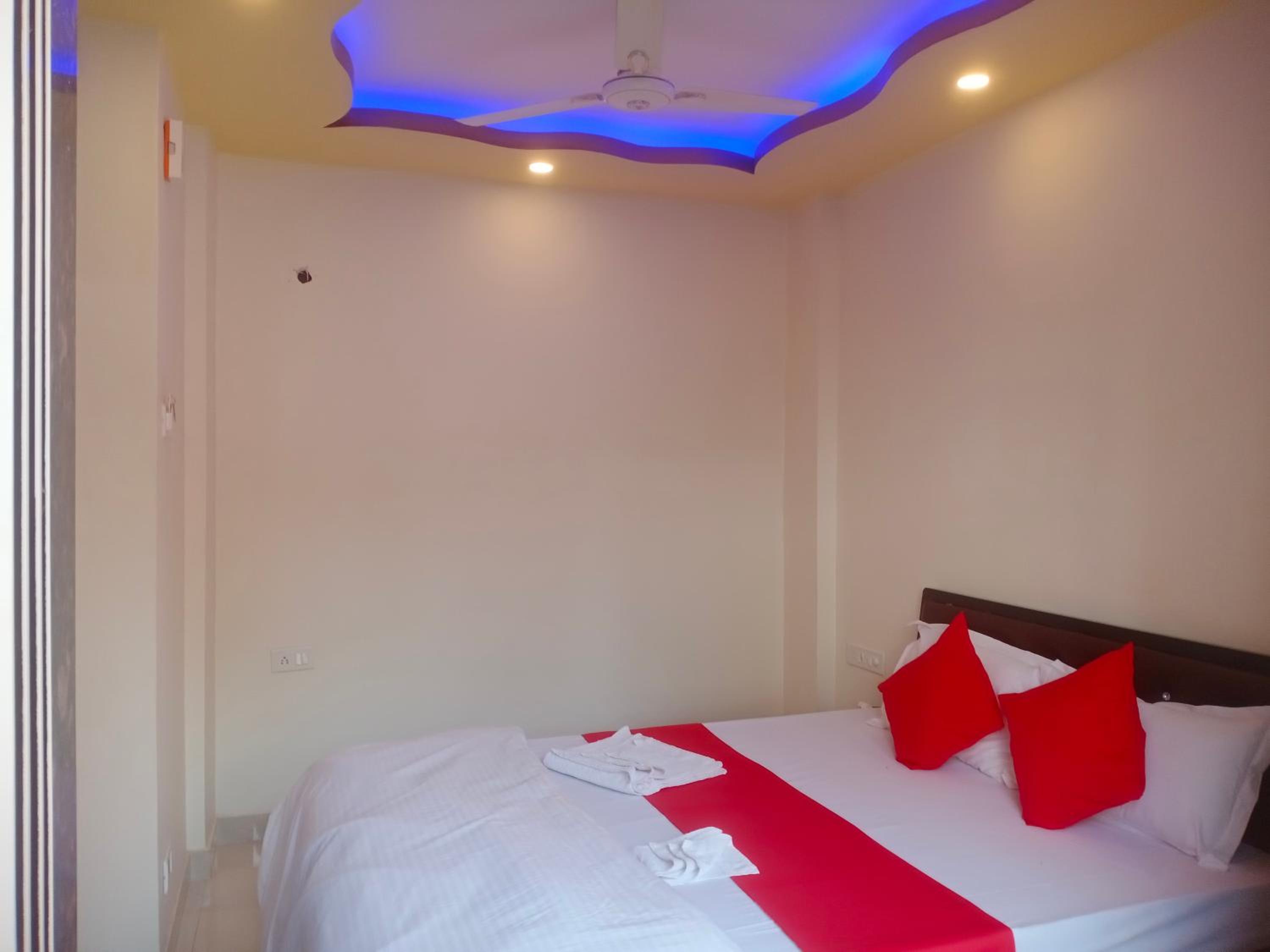 Standard Double Room - Photo 5