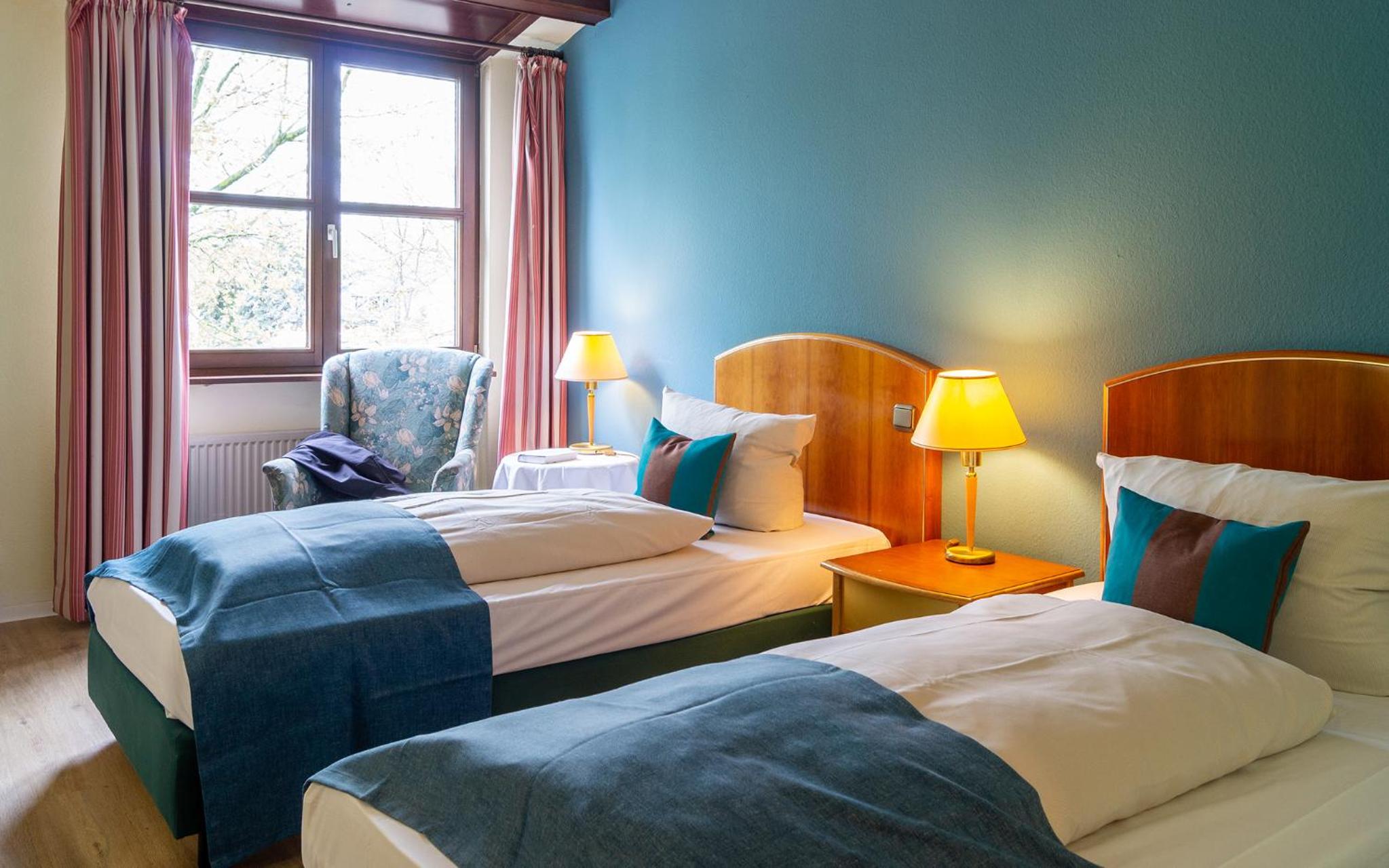 Standard Twin Room - Photo 1