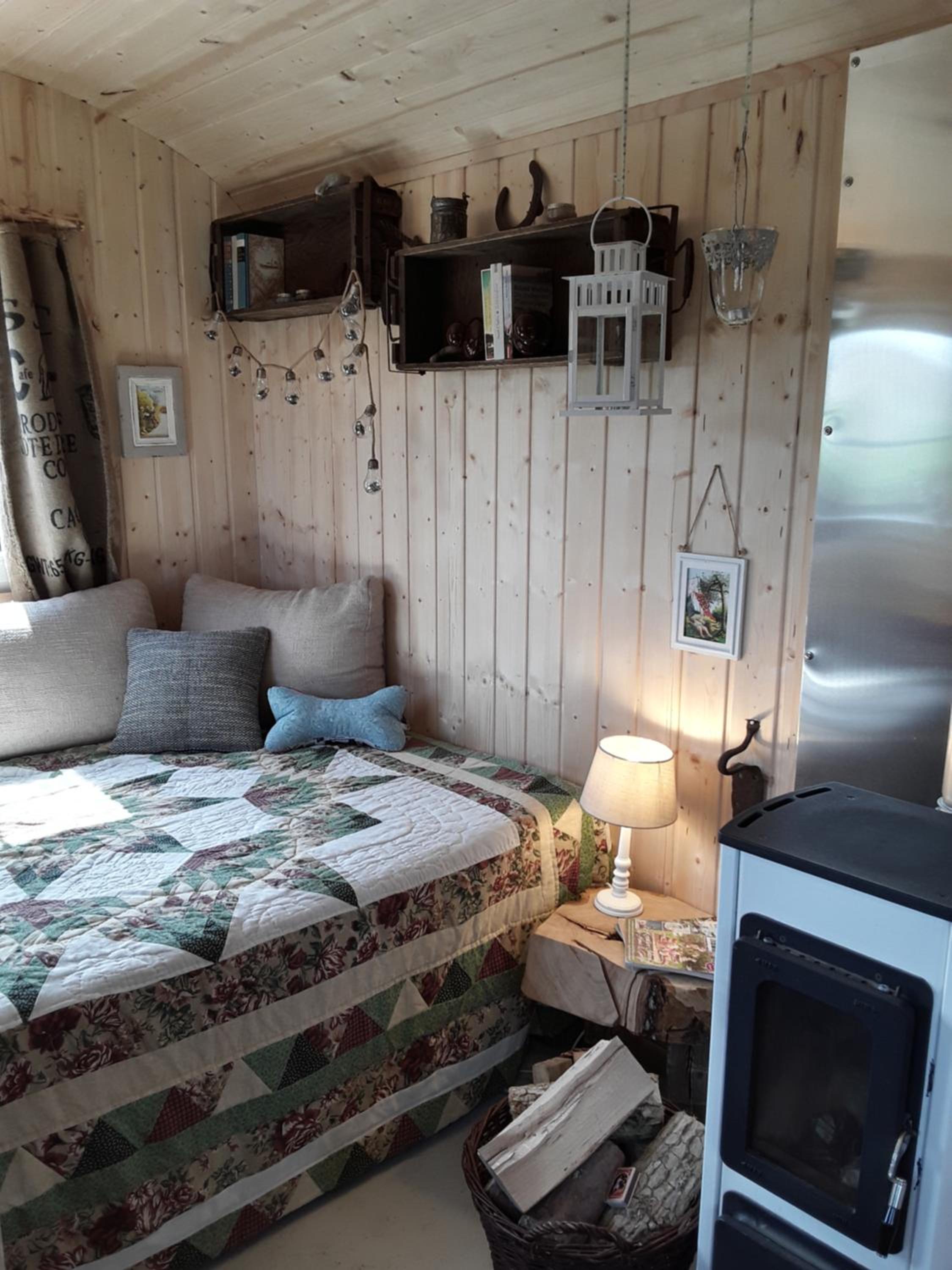One-Bedroom House photo 3