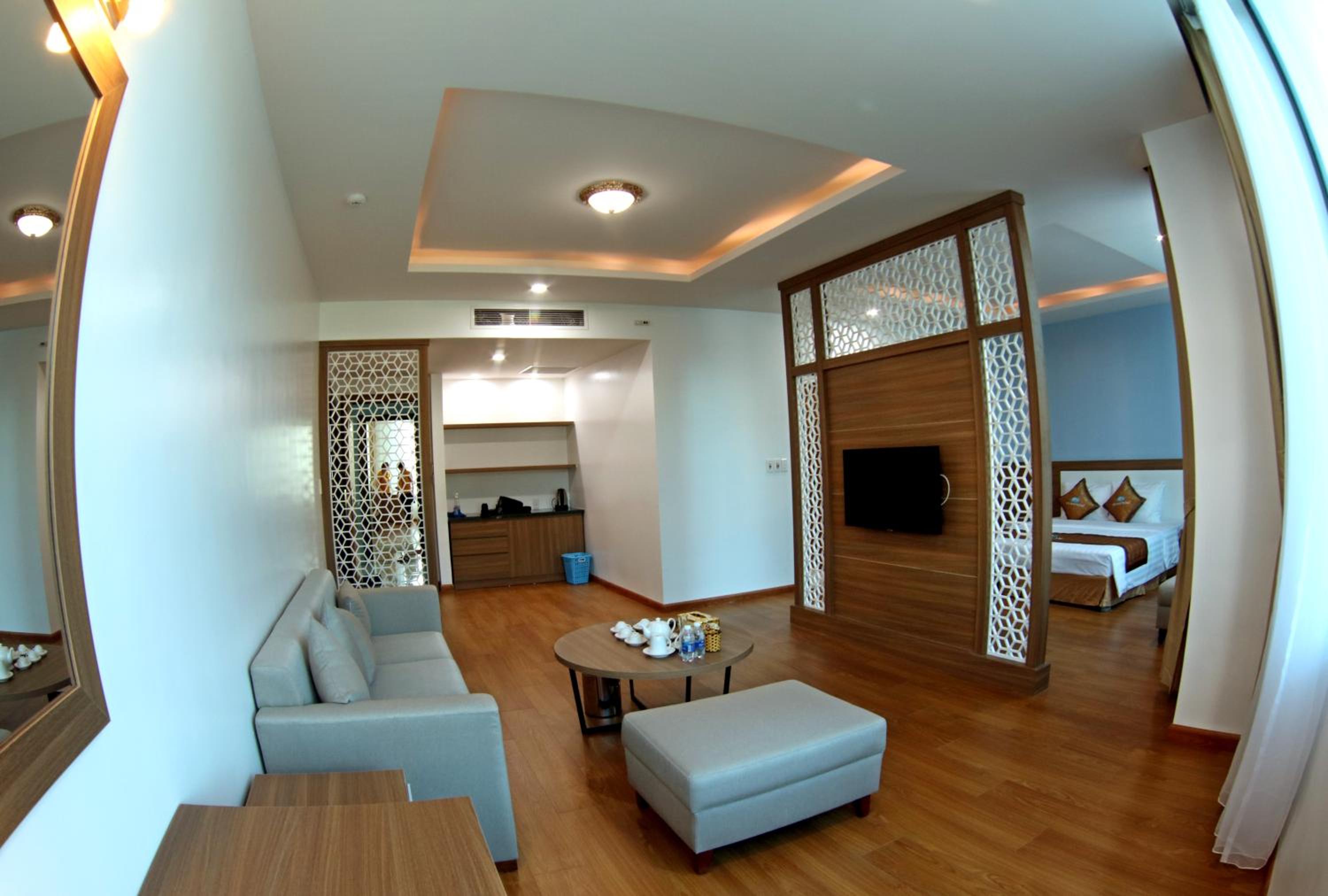 Superior King Room