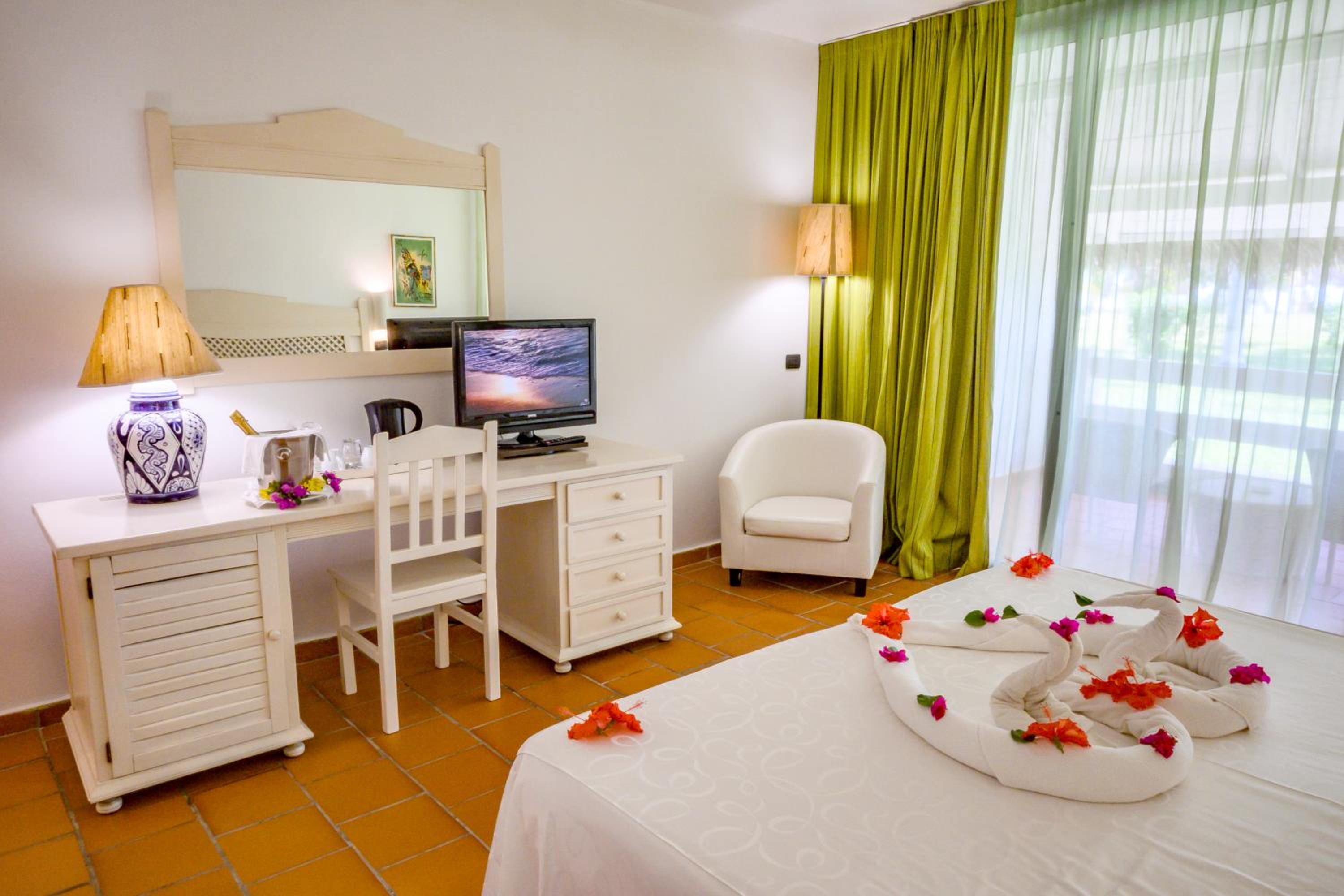 King Room with Garden View photo 1