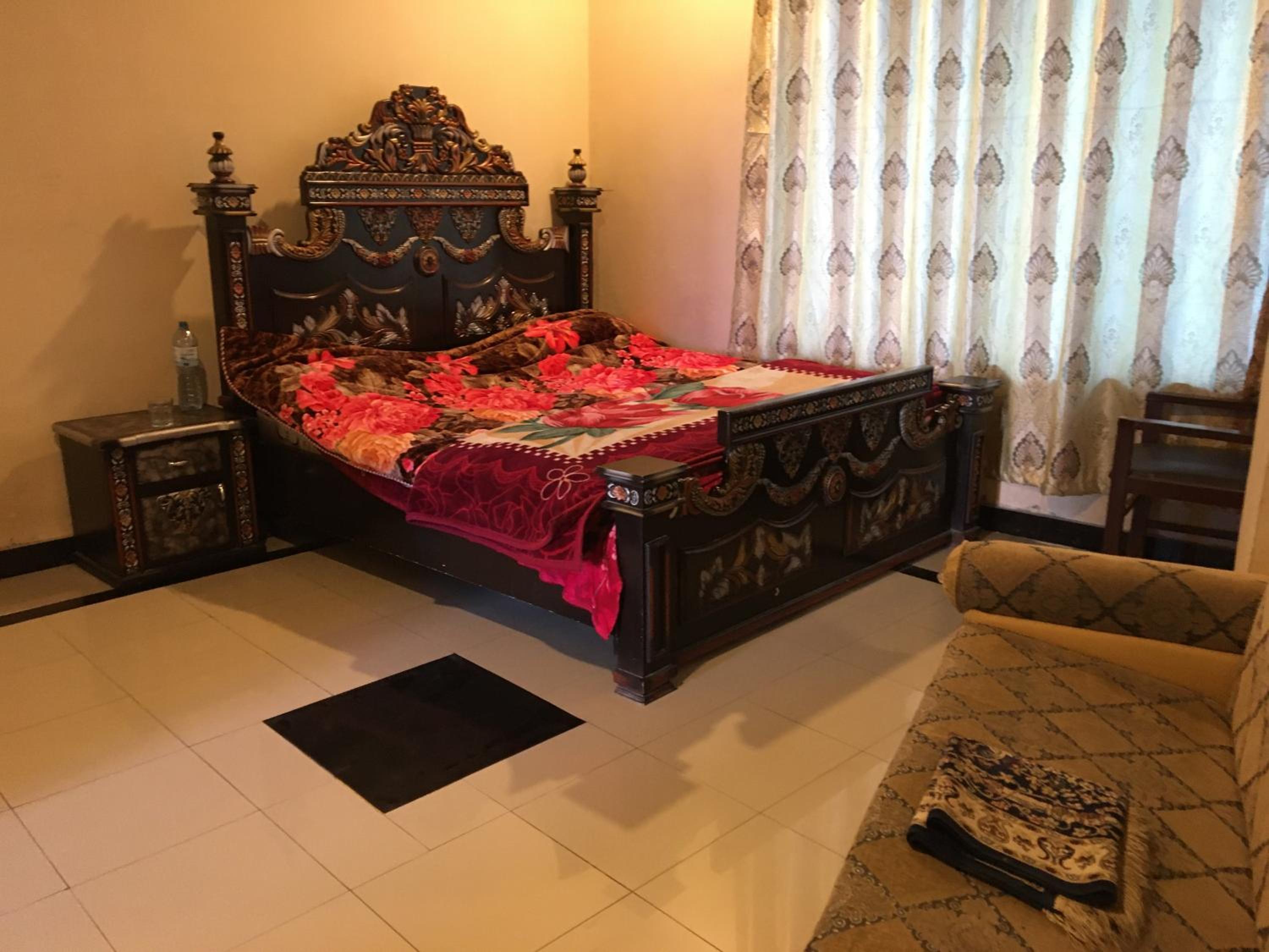 Budget Single Room
