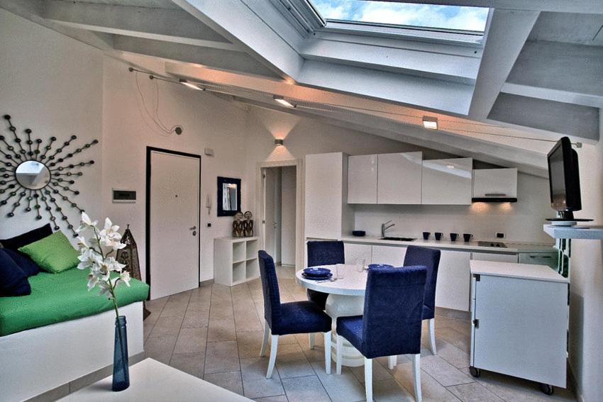 Studio (2 Adults)