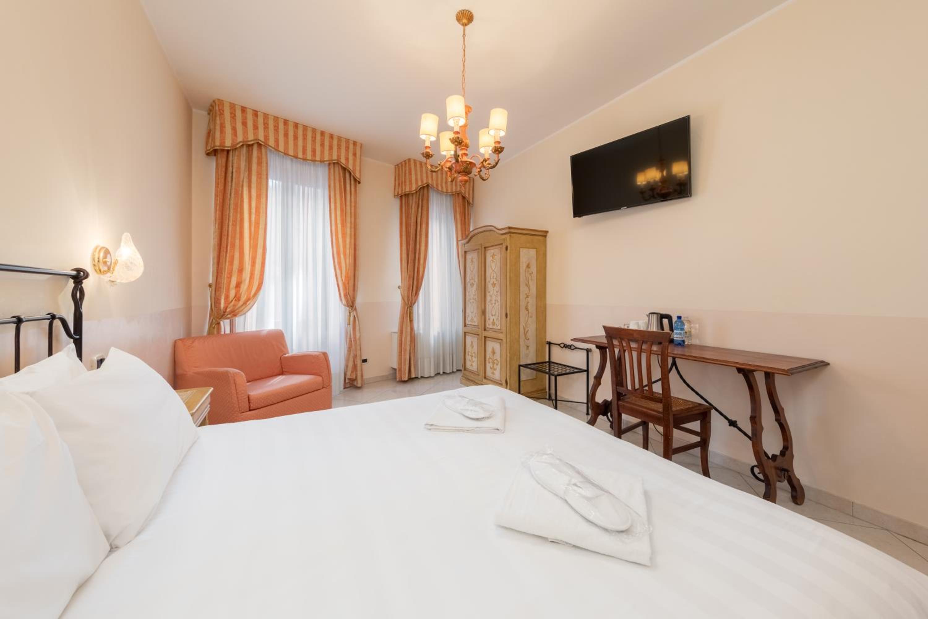 Superior Double or Twin Room photo 1