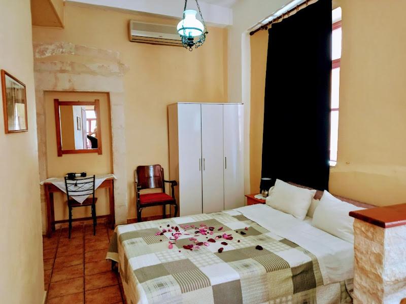 Apartment (2-4 Adults)