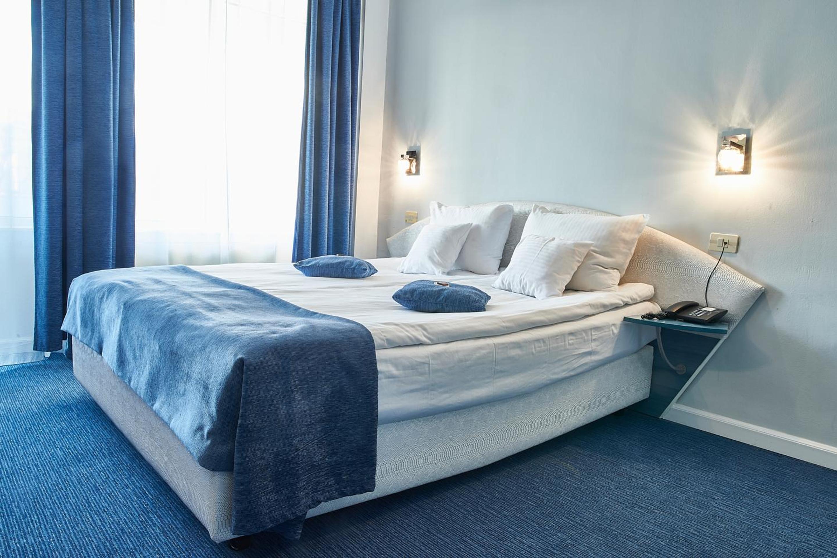Standard Suite - Photo 3