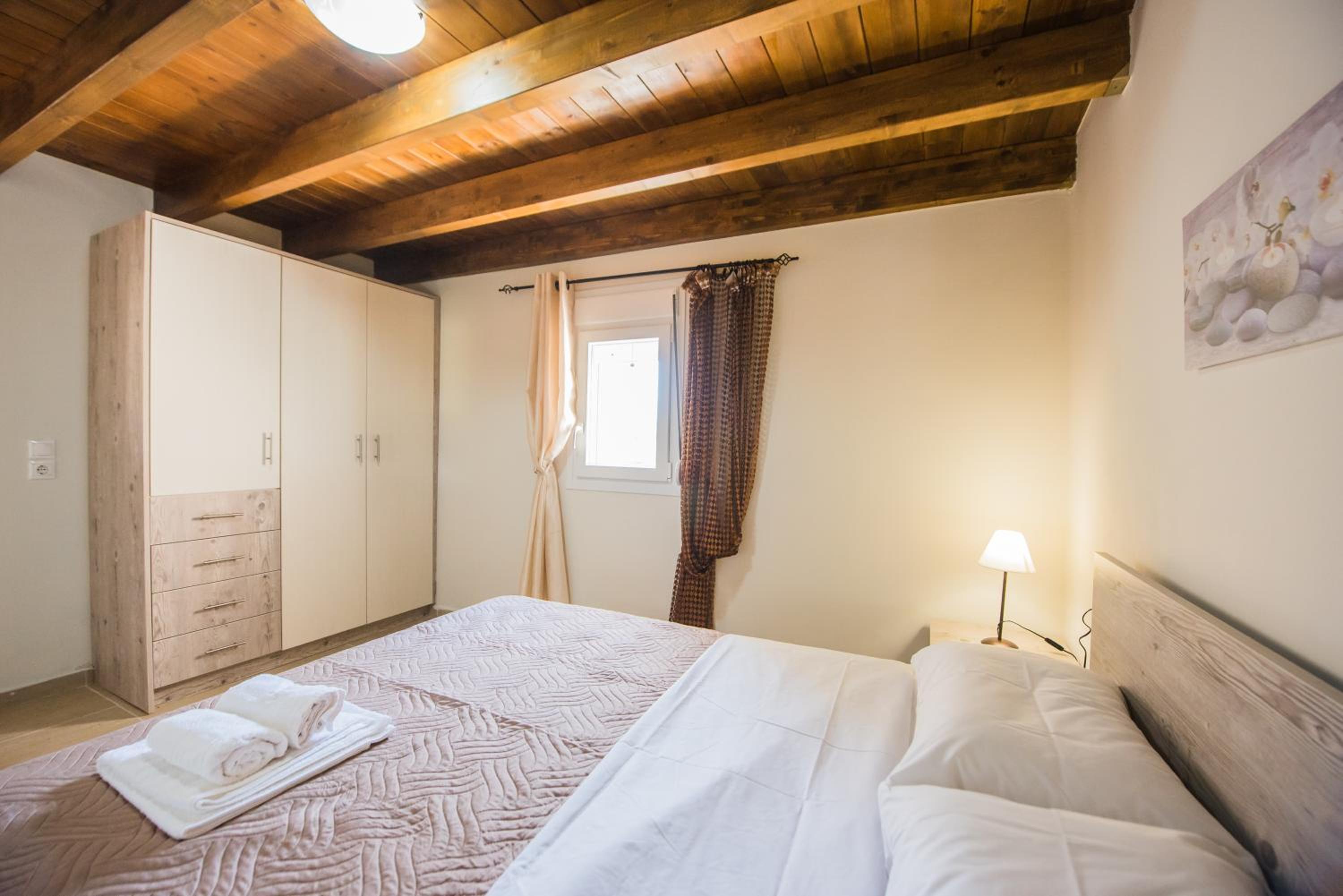 Two-Bedroom House photo 3