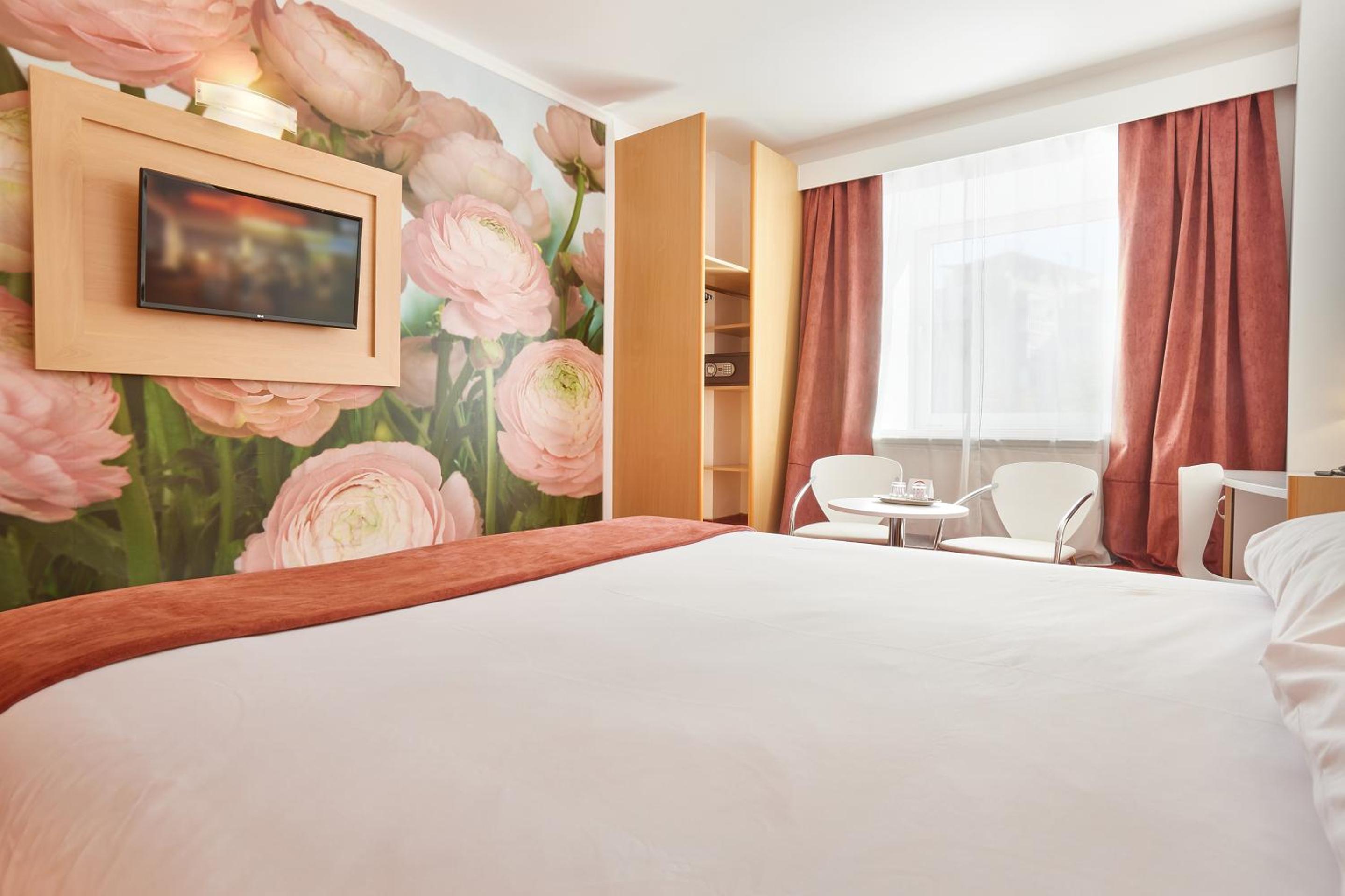 Standard Double Room - Photo 6
