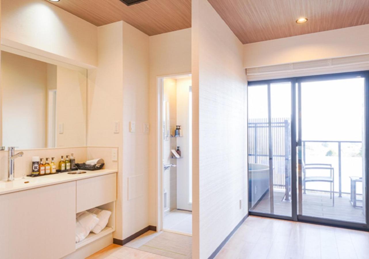 Modern Japanese-Western Room with Open Air Bath - Non-Smoking photo 3