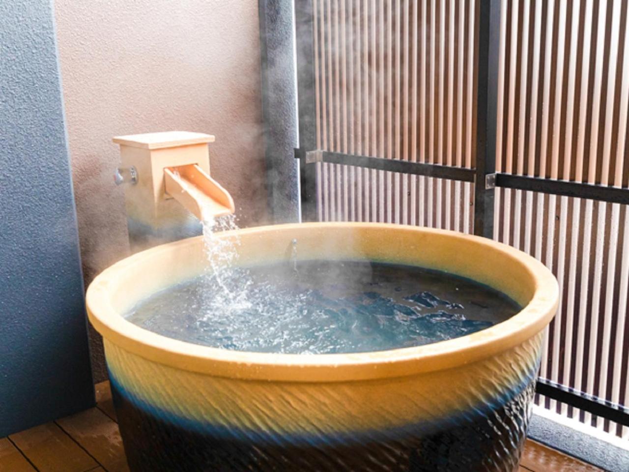 Western Modern Japanese-Western Room with Open Air Bath - Non-Smoking photo 2