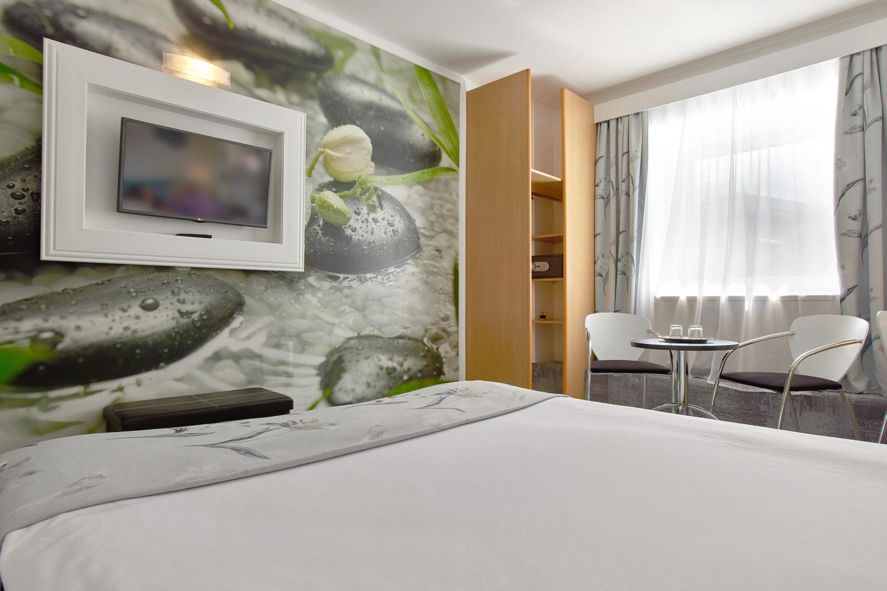 Superior Double Room - Photo 3