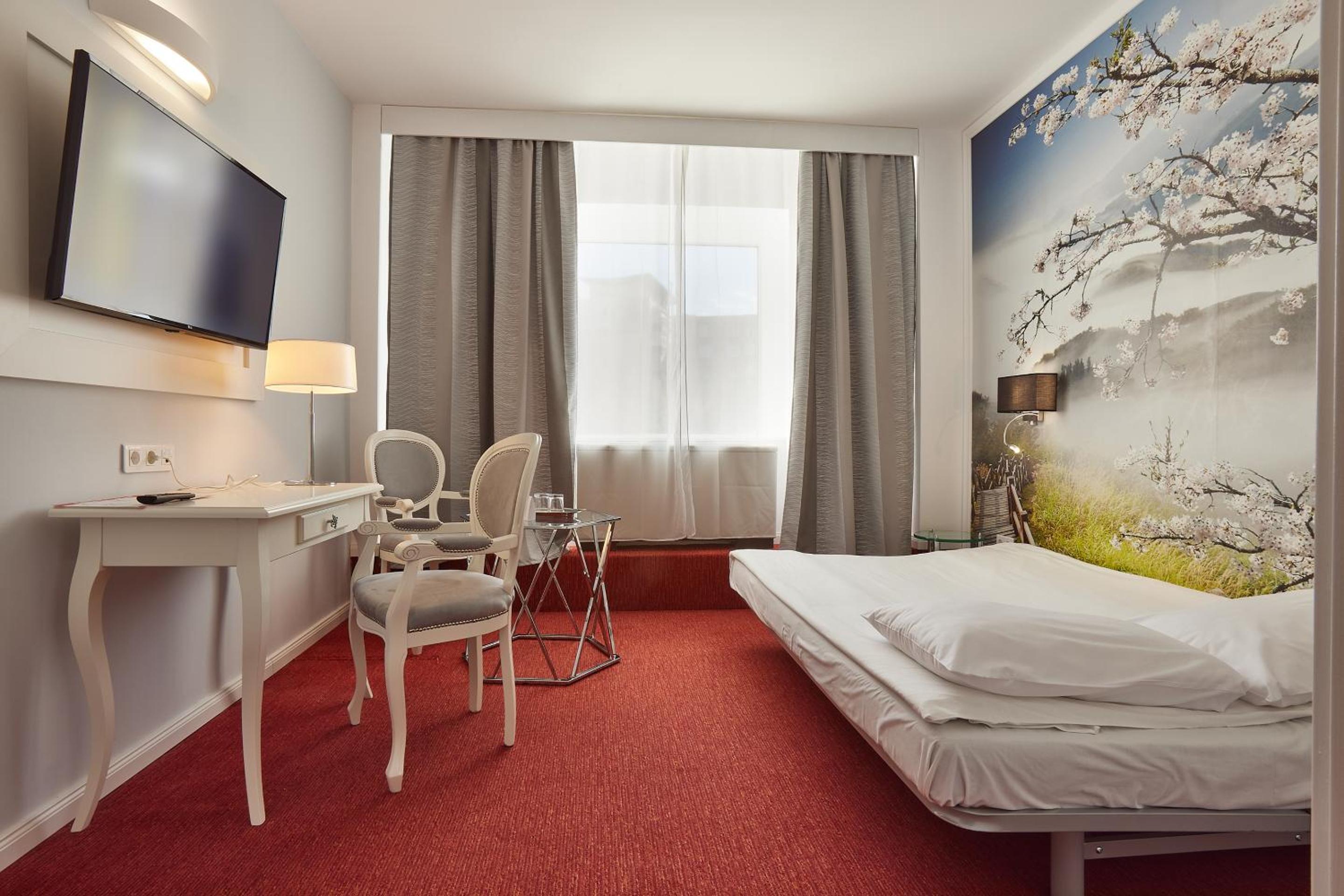 Family Suite - Photo 6