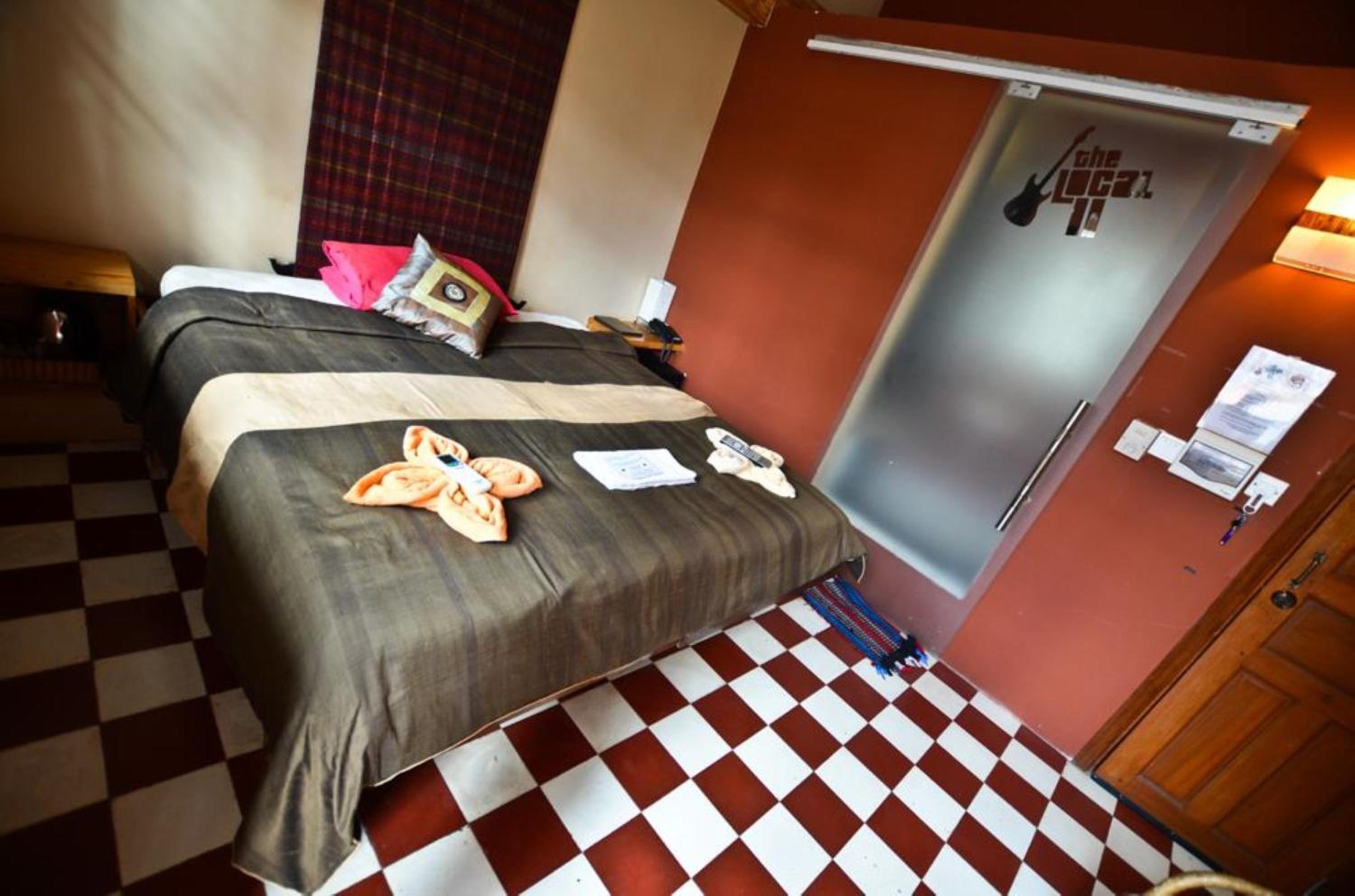 Double or Twin Room photo 3