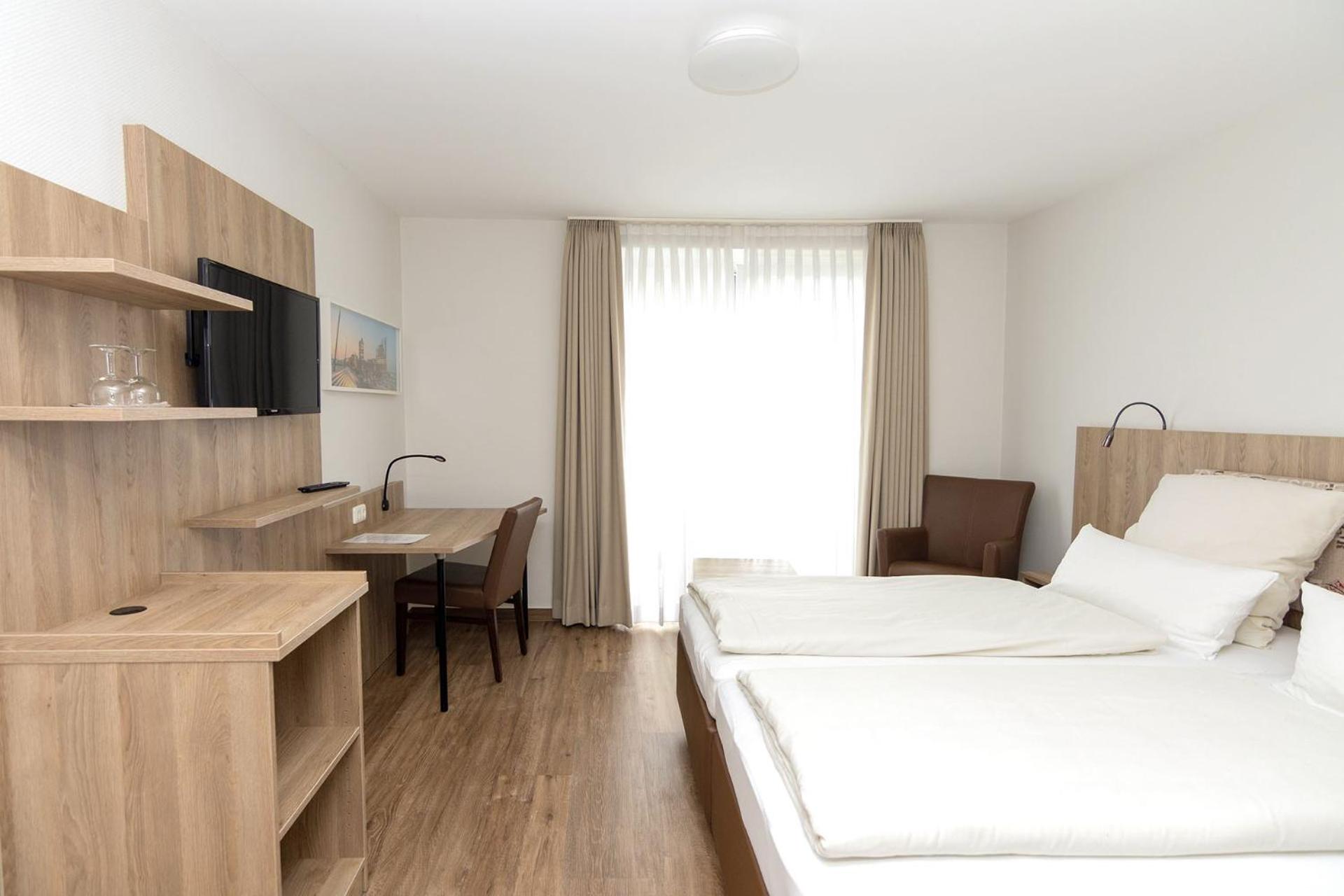 Deluxe Double or Twin Room - Photo 1