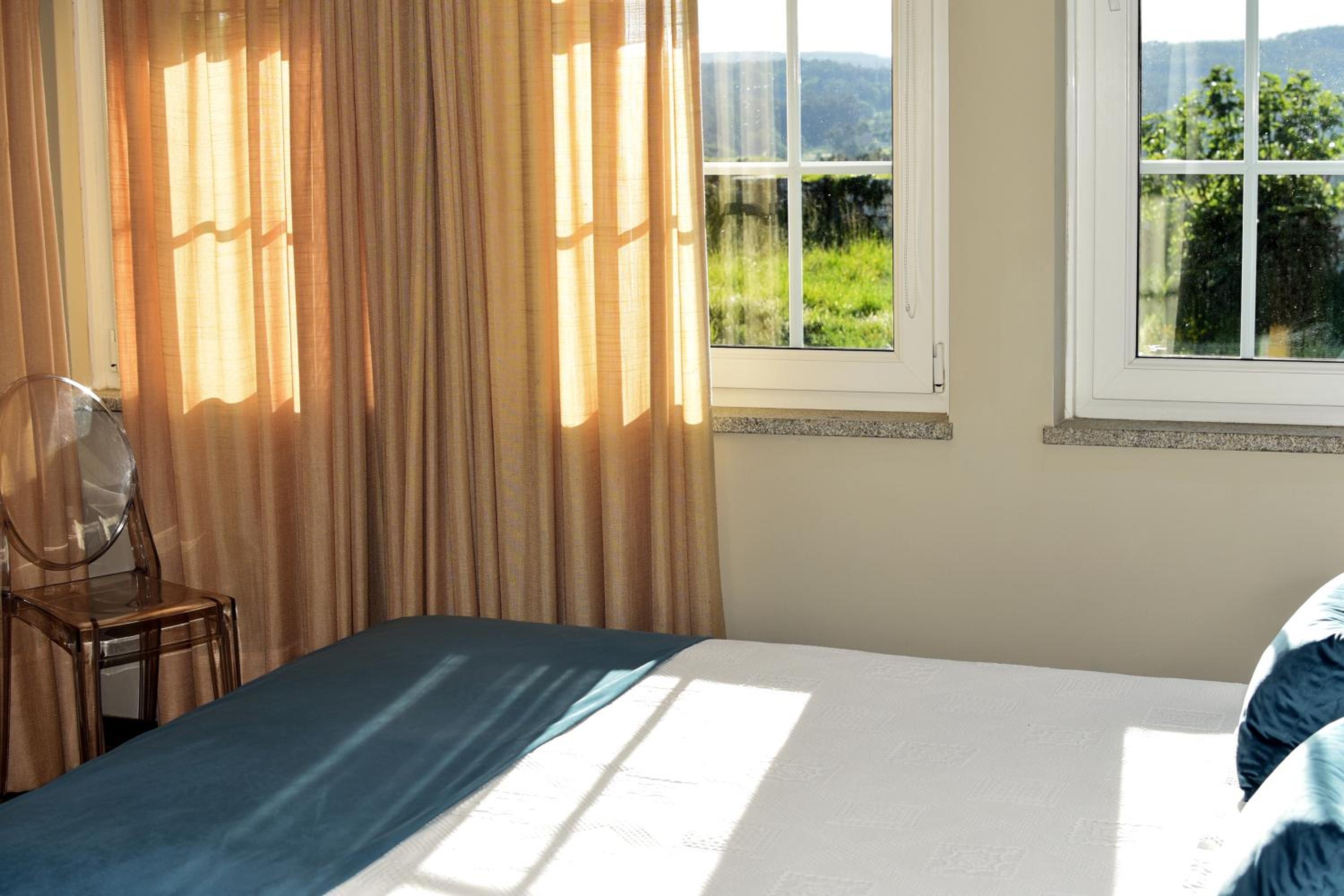 Suite with River View - Photo 2
