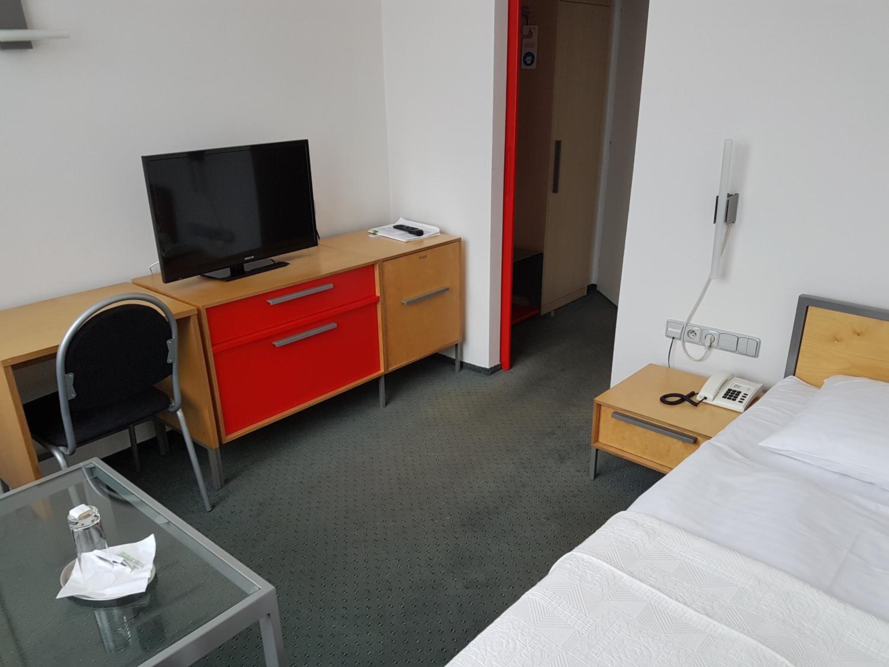 Budget Single Room