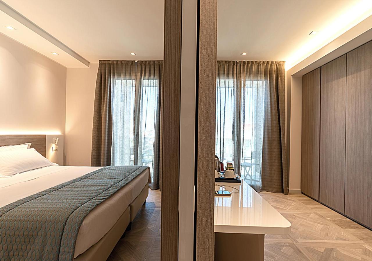 Deluxe Double or Twin Room - Photo 3