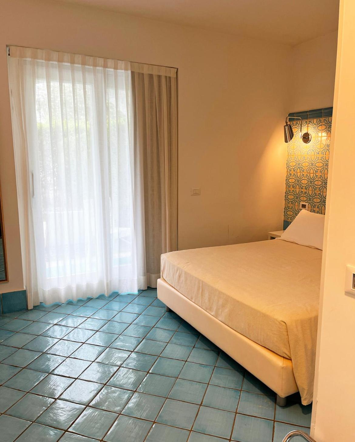 Superior Double Room - Photo 10