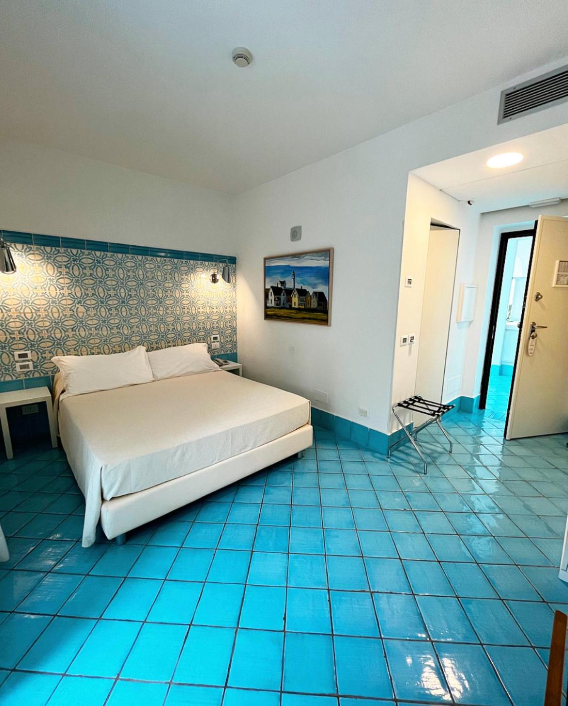 Superior Double Room - Photo 9