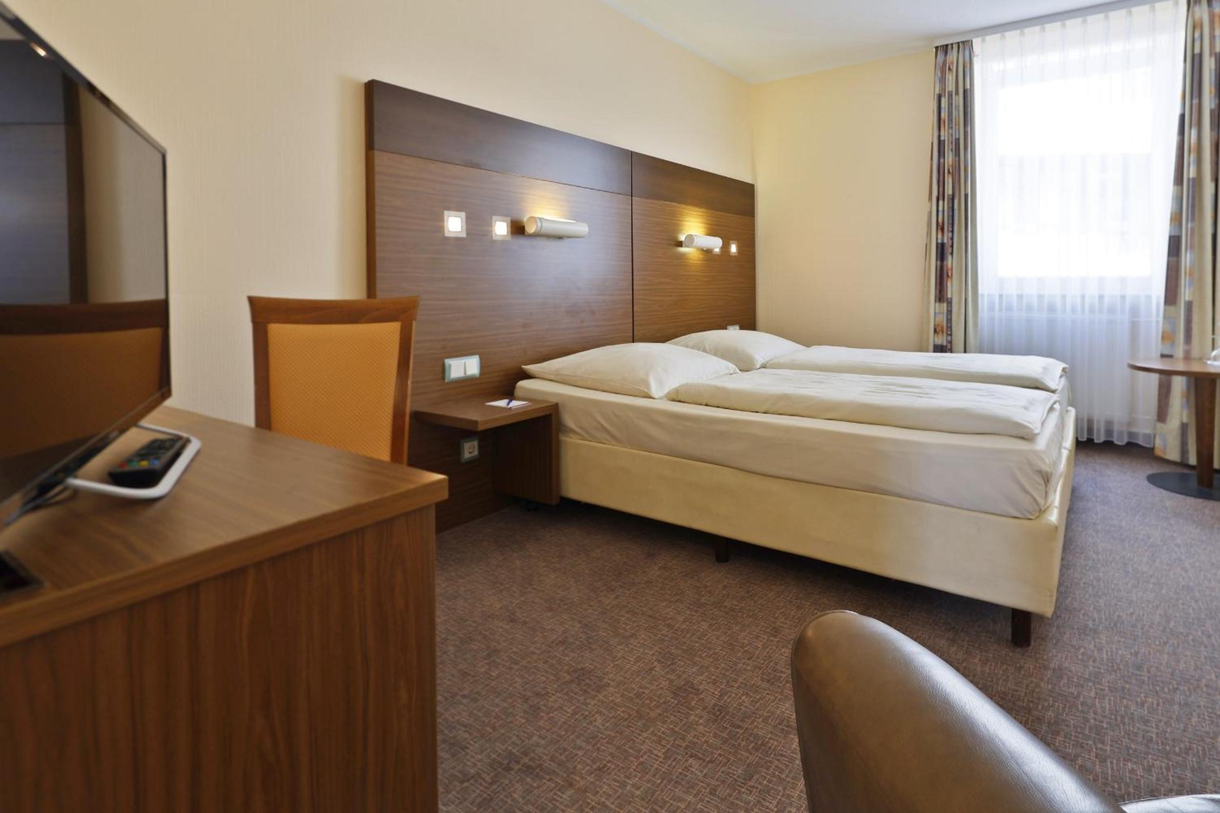 Comfort Double Room - Free City Ticket photo 1