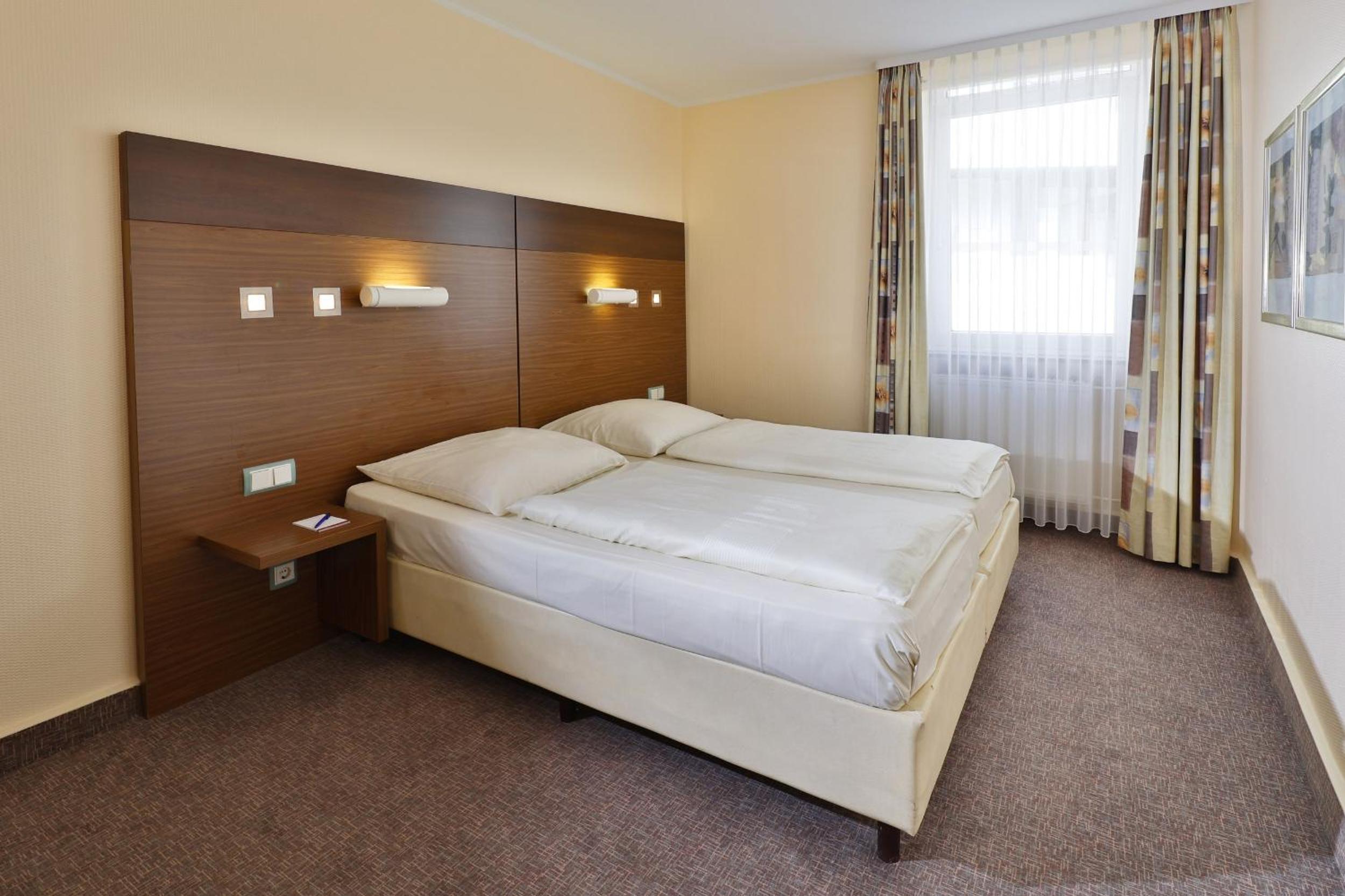 Comfort Double Room - Free City Ticket photo 3